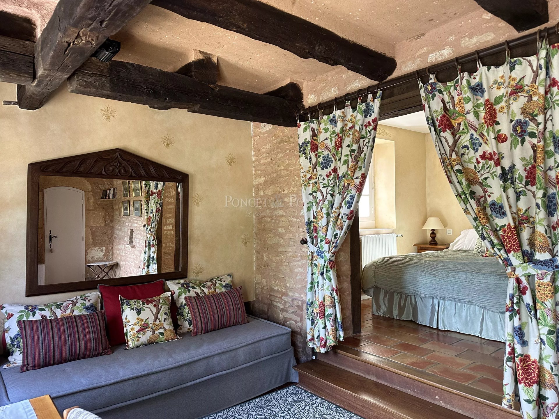 10 Bedroom Villa/Townhouse's Image 8
