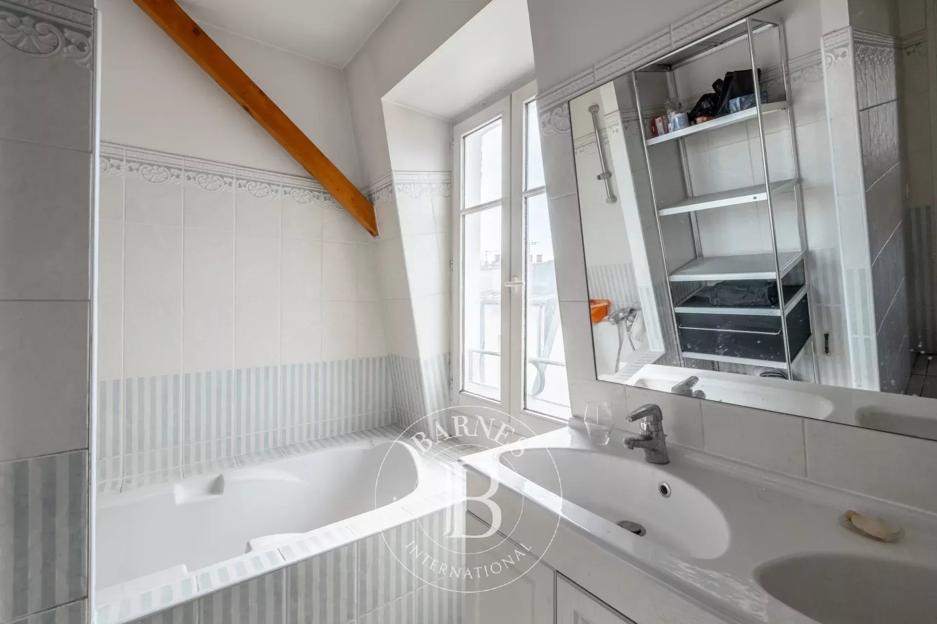 Paris  - Apartment 2 Bedrooms - picture 9