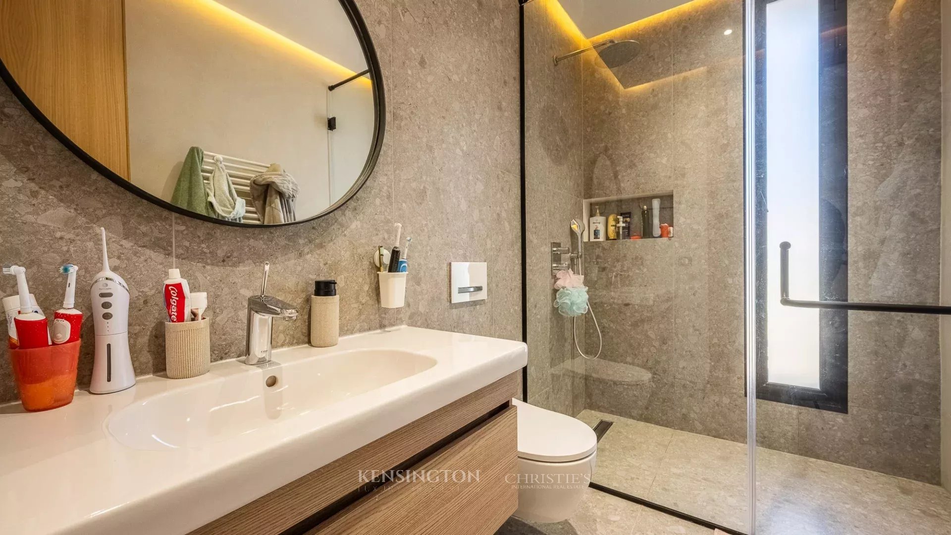 4 Bedroom Villa/Townhouse's Image 39
