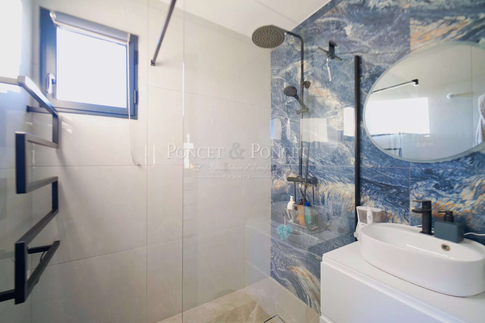 5 Bedroom Villa/Townhouse's Image 23
