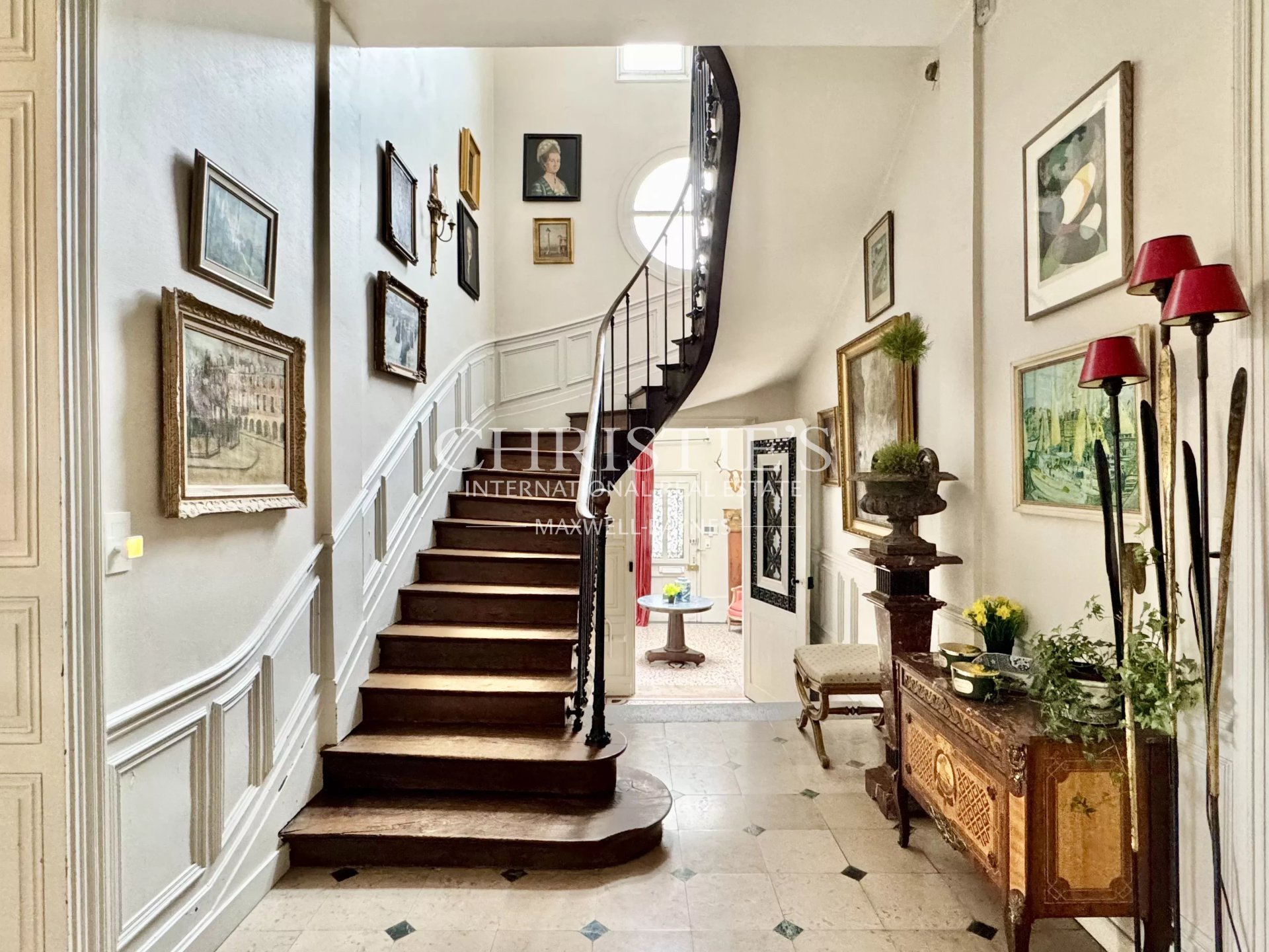 4 Bedroom Villa/Townhouse's Image 7