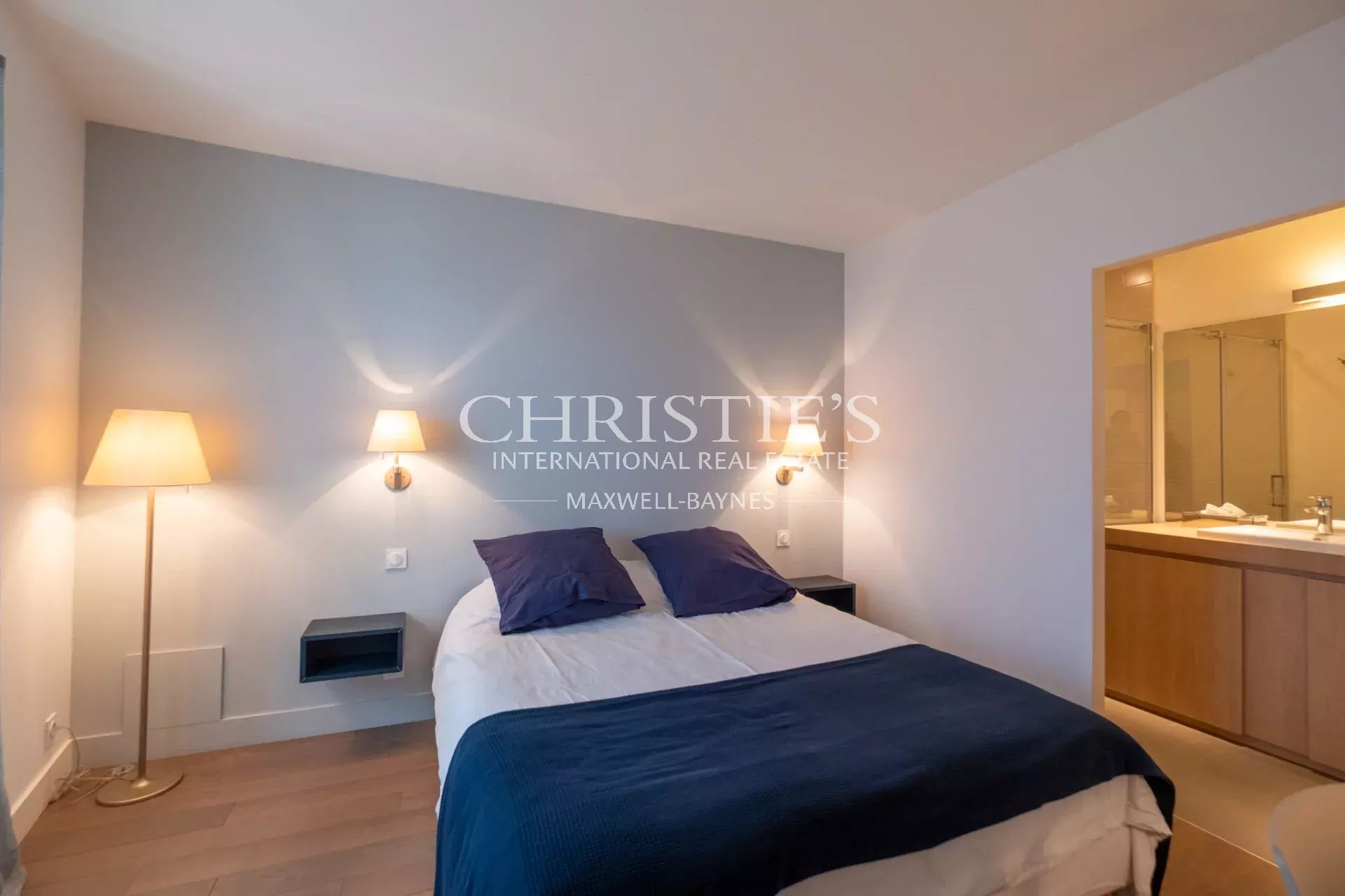 5 Bedroom Villa/Townhouse's Image 10