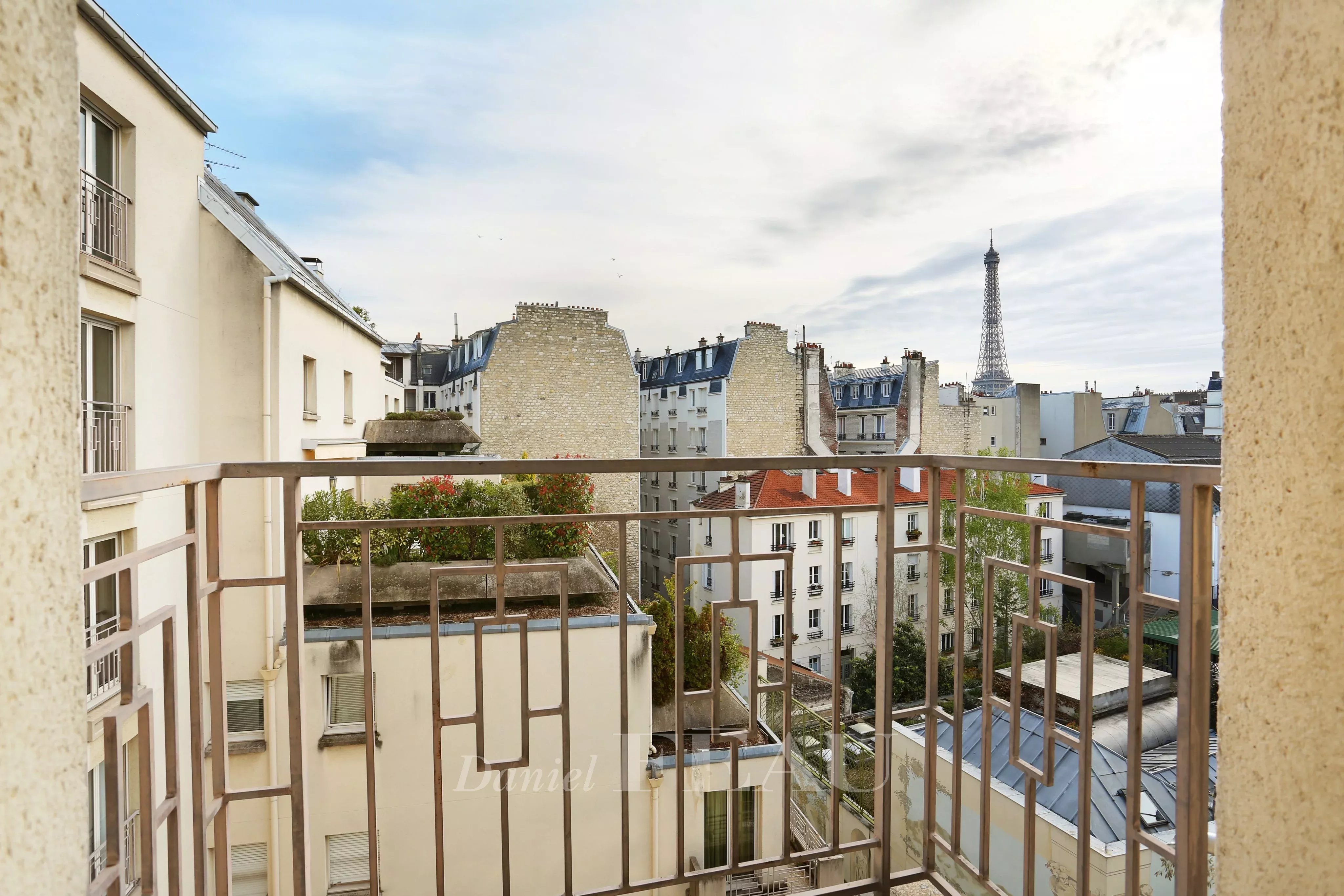 Rental Apartment Paris 16th