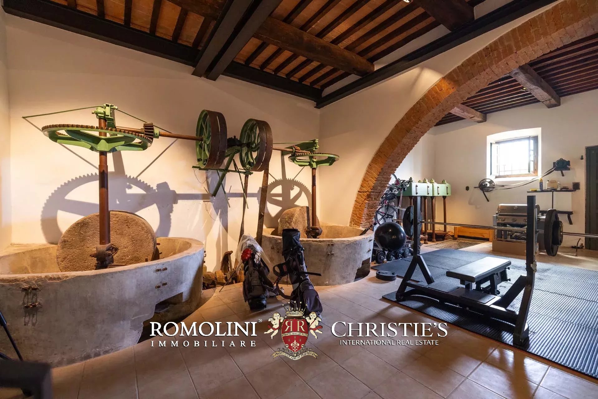 37 Bedroom Villa/Townhouse's Image 79