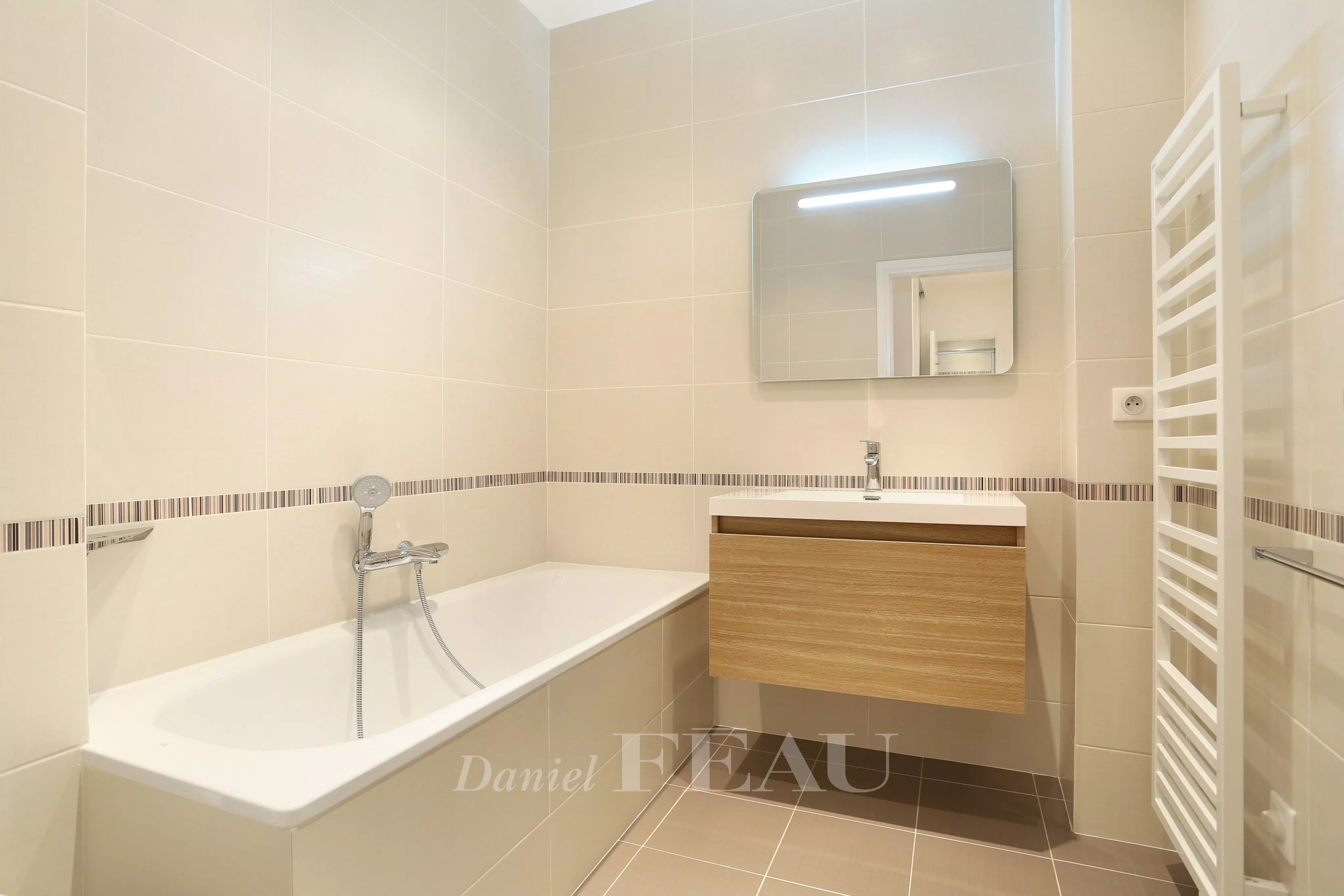 Location Appartement Paris 16ème