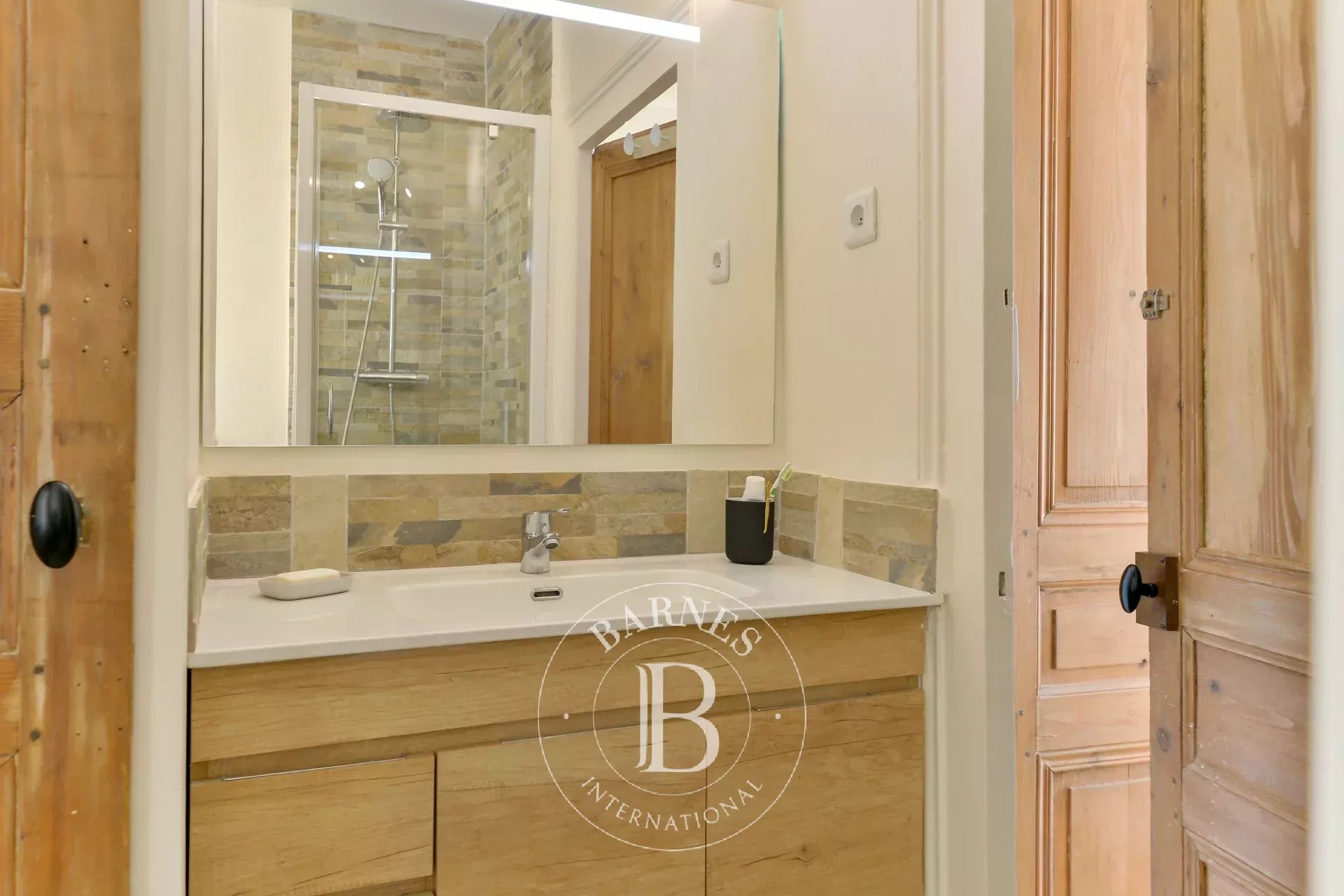 Daire Lyon 5ème - picture 5