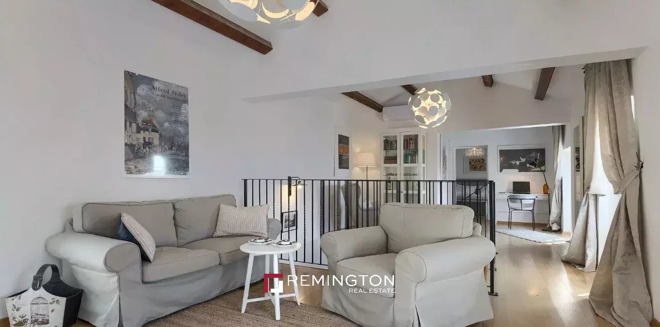 5 Bedroom Villa/Townhouse's Image 30