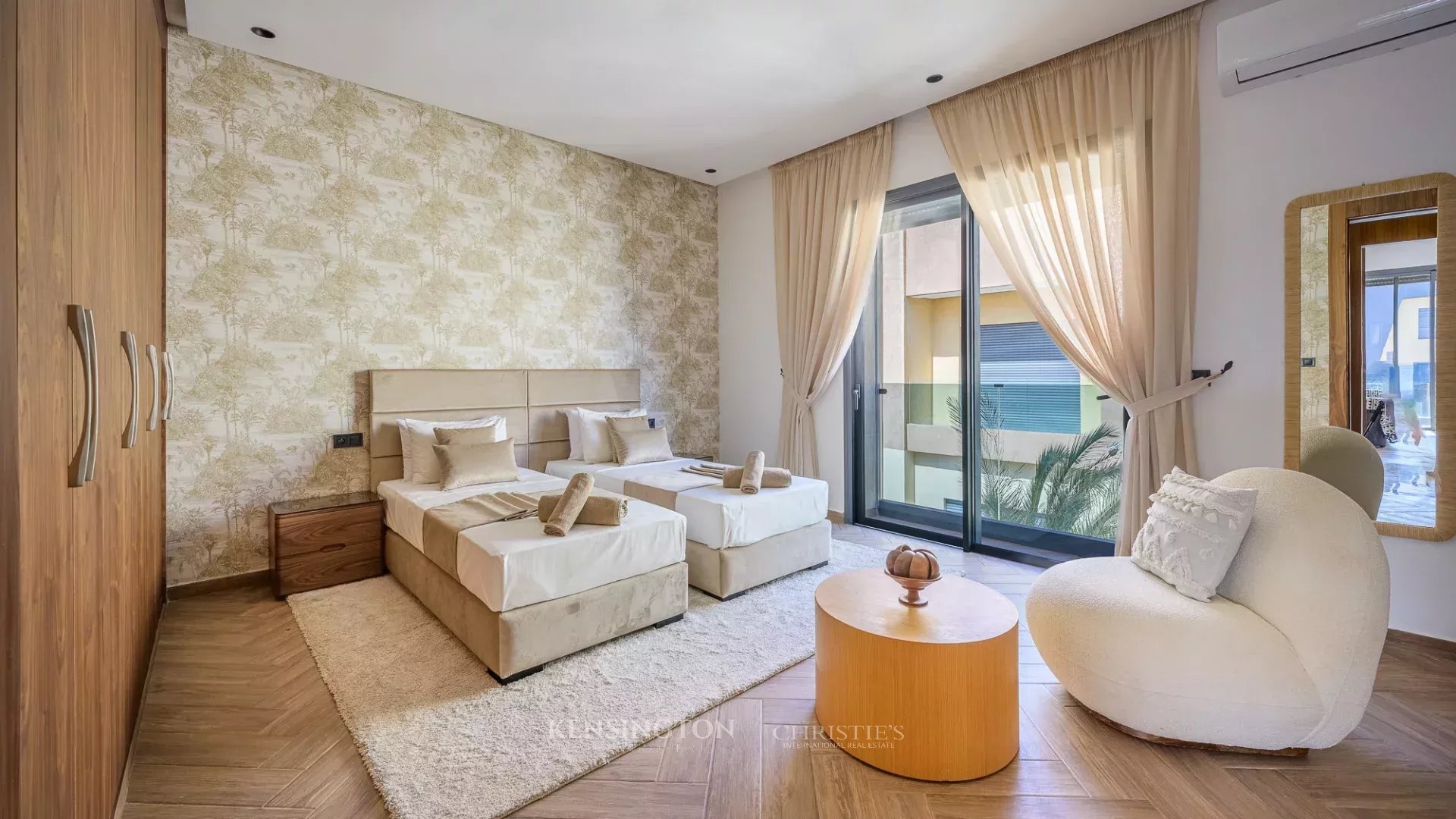 4 Bedroom Villa/Townhouse's Image 29