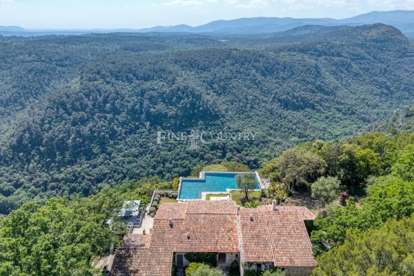 Estate for sale in Saint-Cezaire-sur-Siagne — photo 5