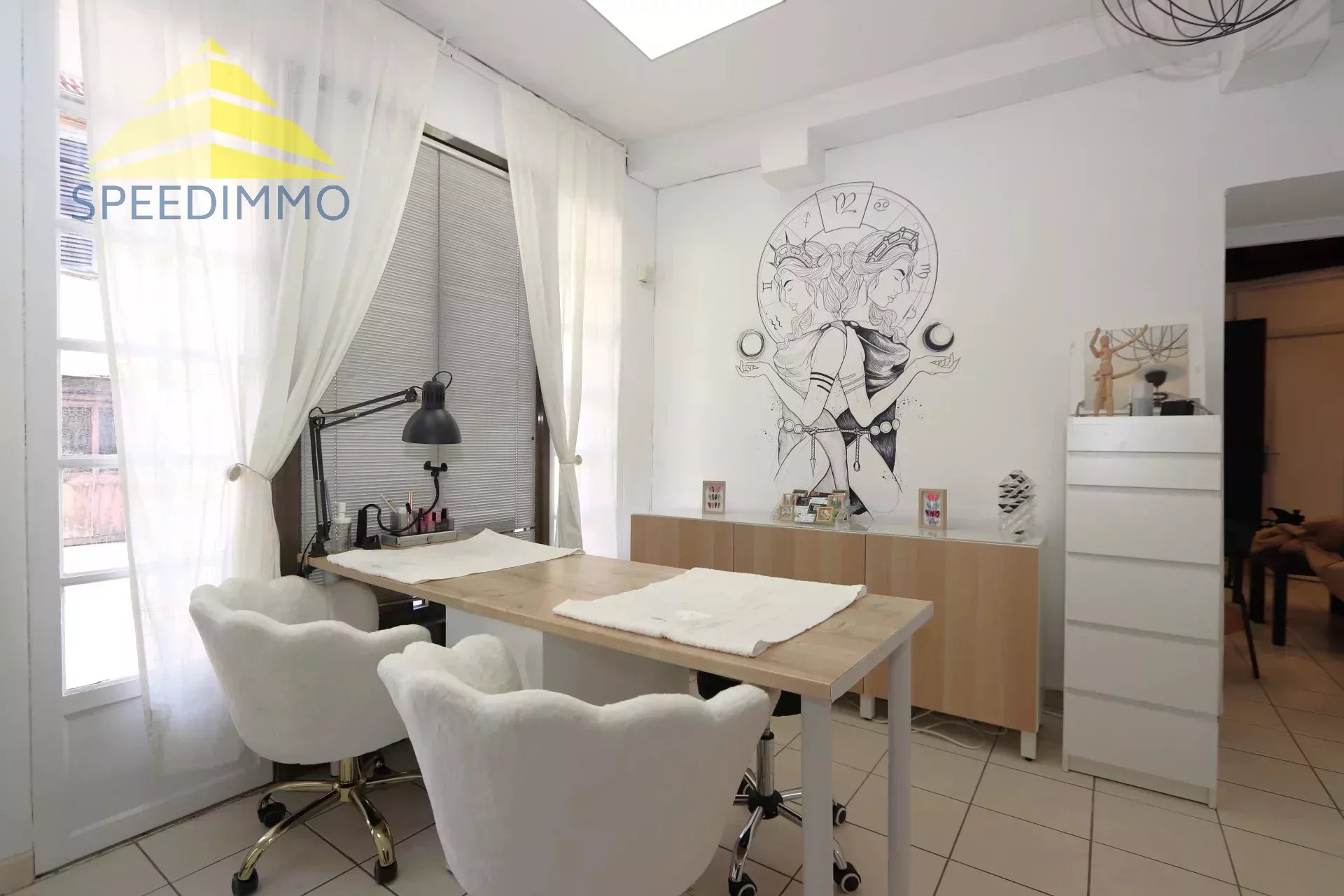 Local Commercial A Louer MANDRES LES ROSES (94)