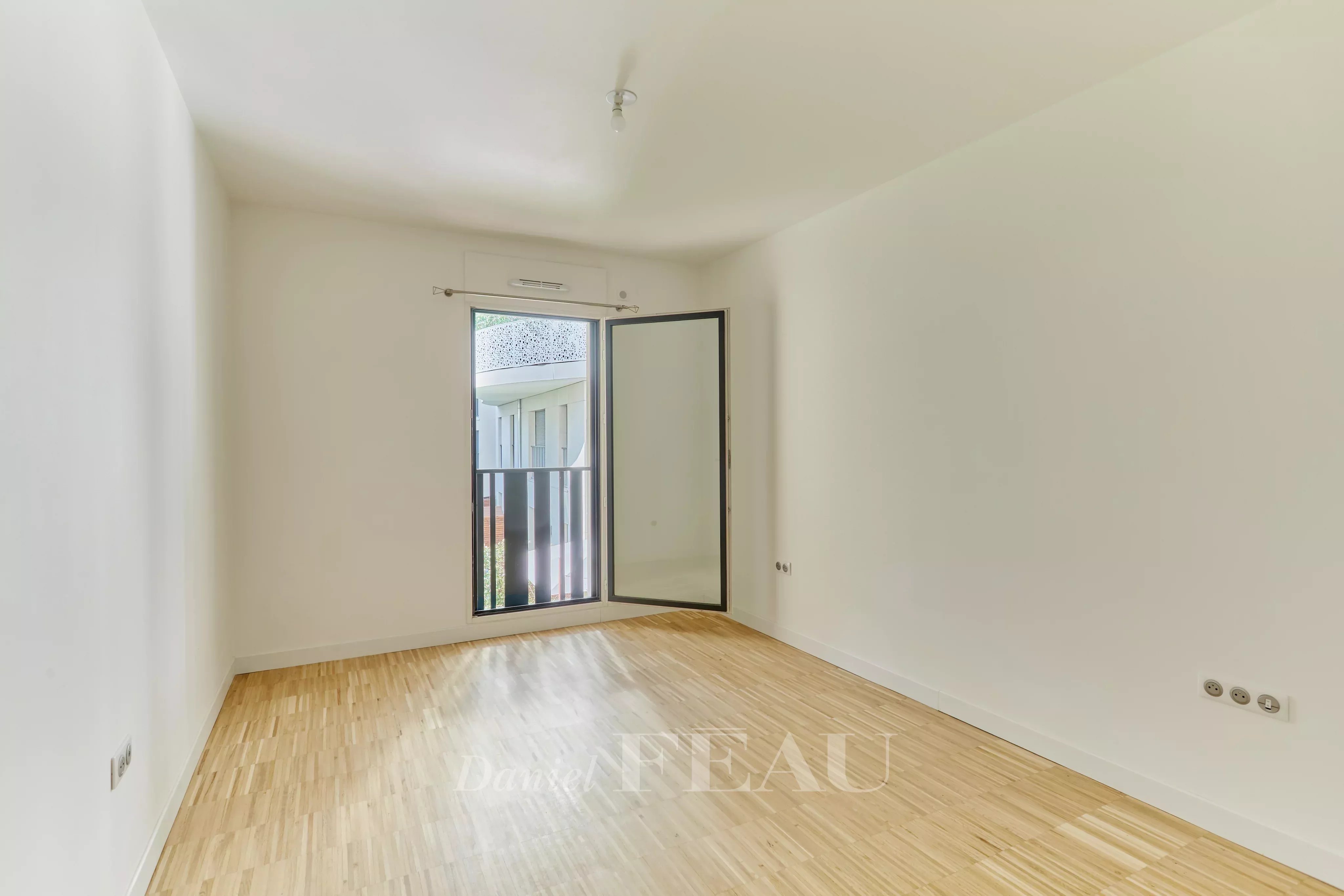 Rental Apartment Neuilly-sur-Seine