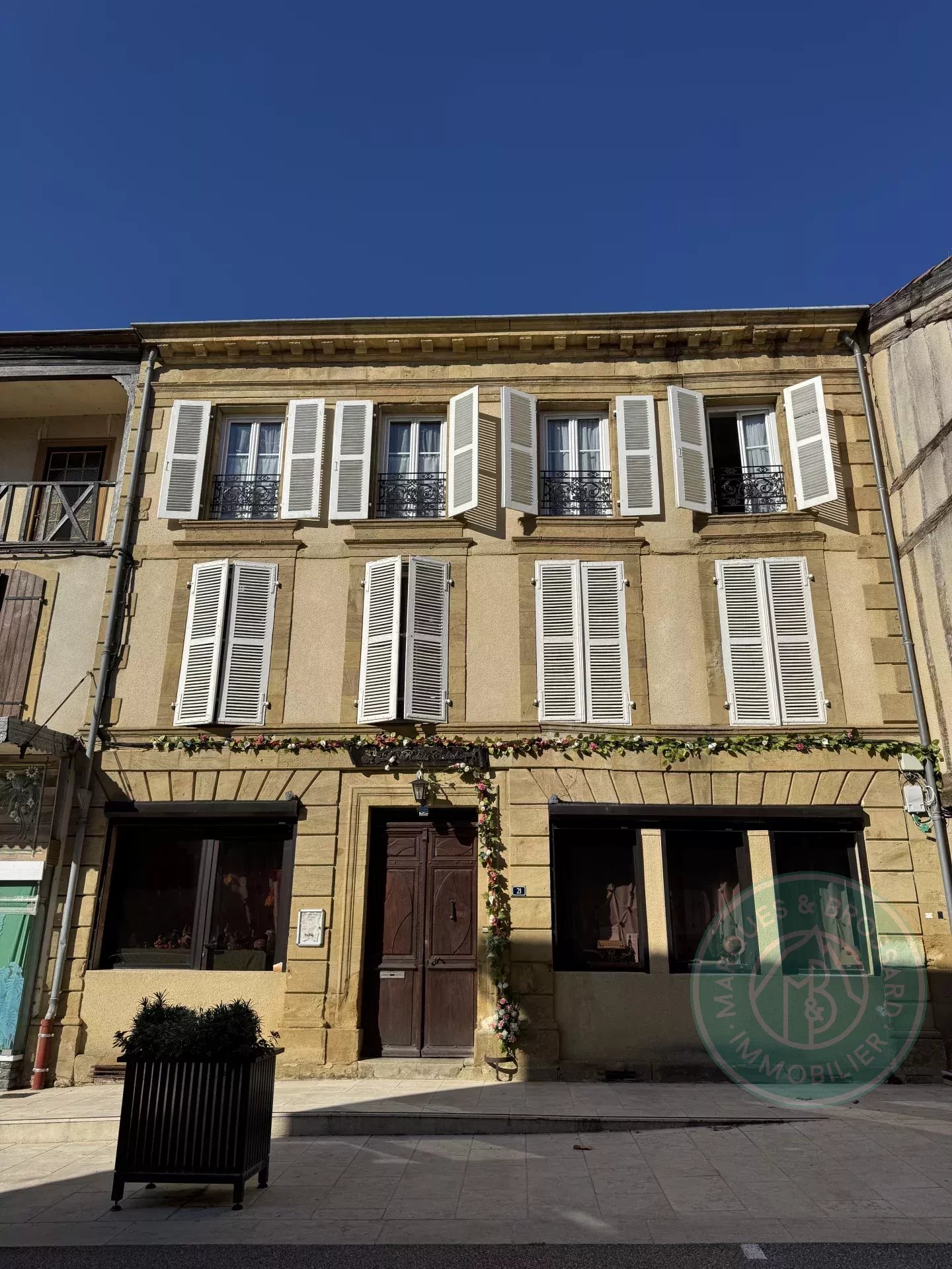 Agence immobilière de 