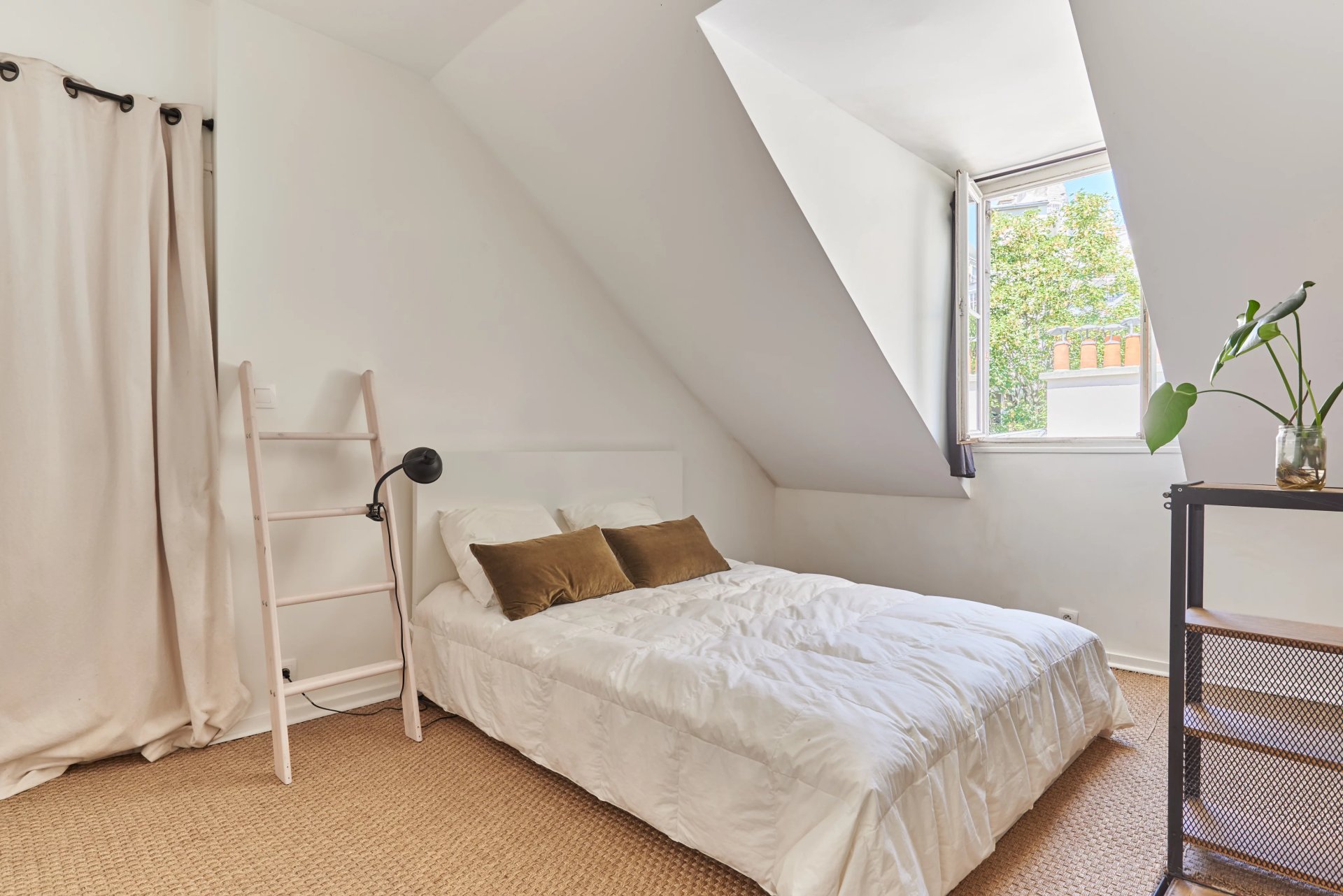2 Bedroom Apartment/Flat's Image 6