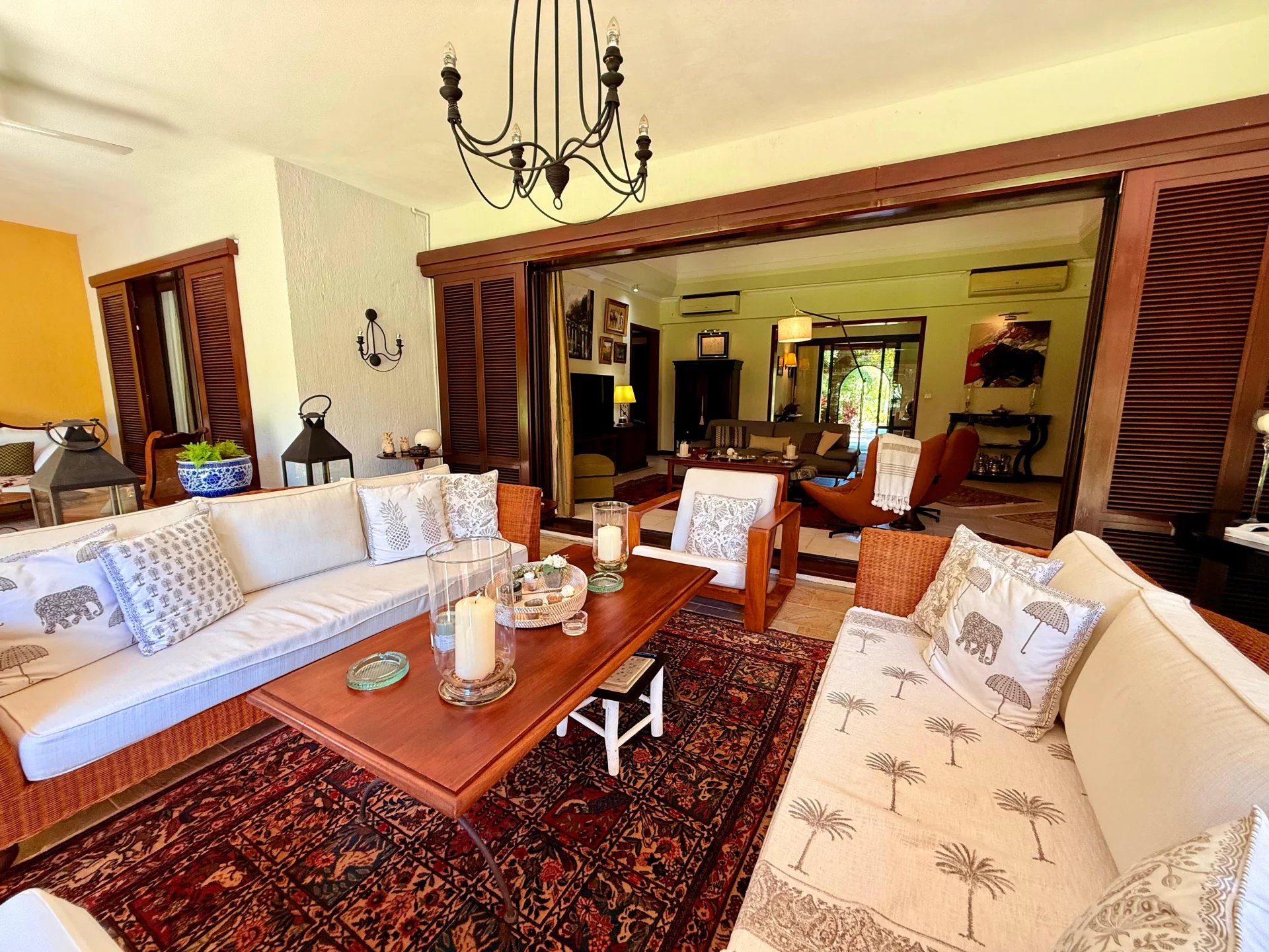 TAMARIN - Villa on Golf Estate - 5 Bedrooms