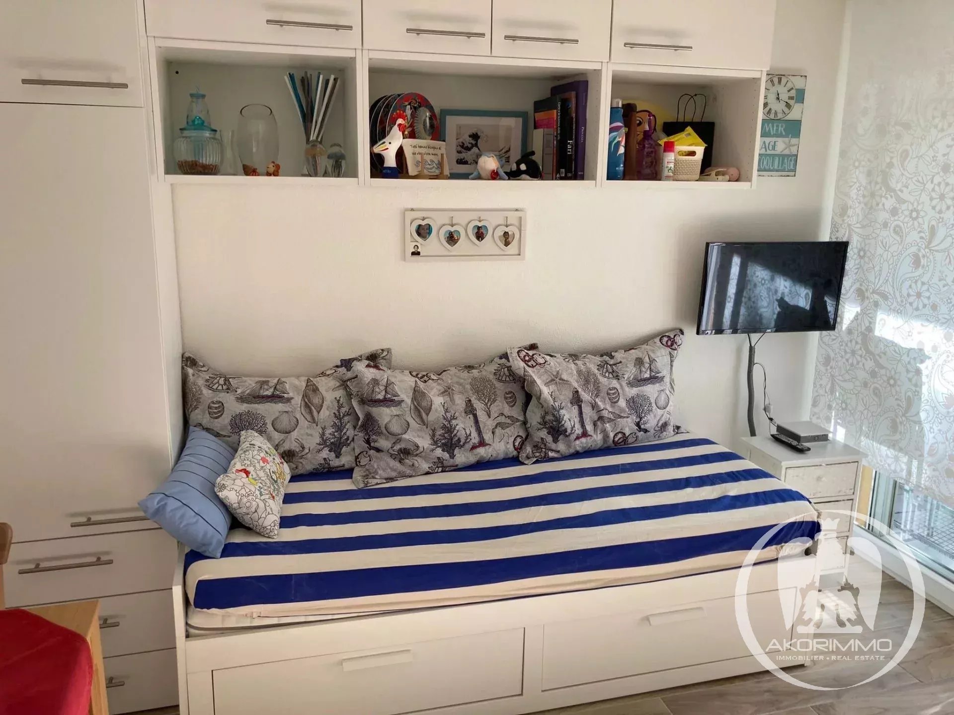 À VENDRE - CORNICHE FLEURIE -