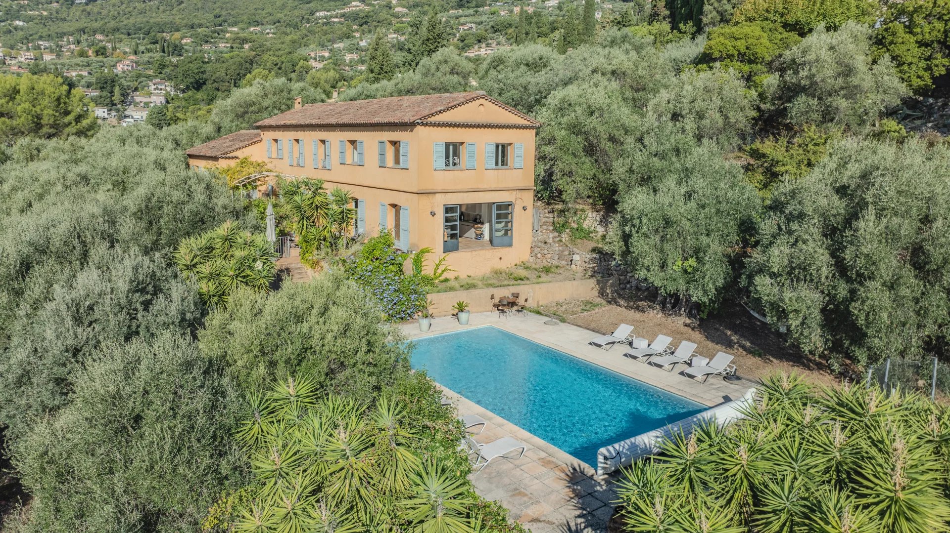 Charming Bastide with Beautiful View and Olive Grove
