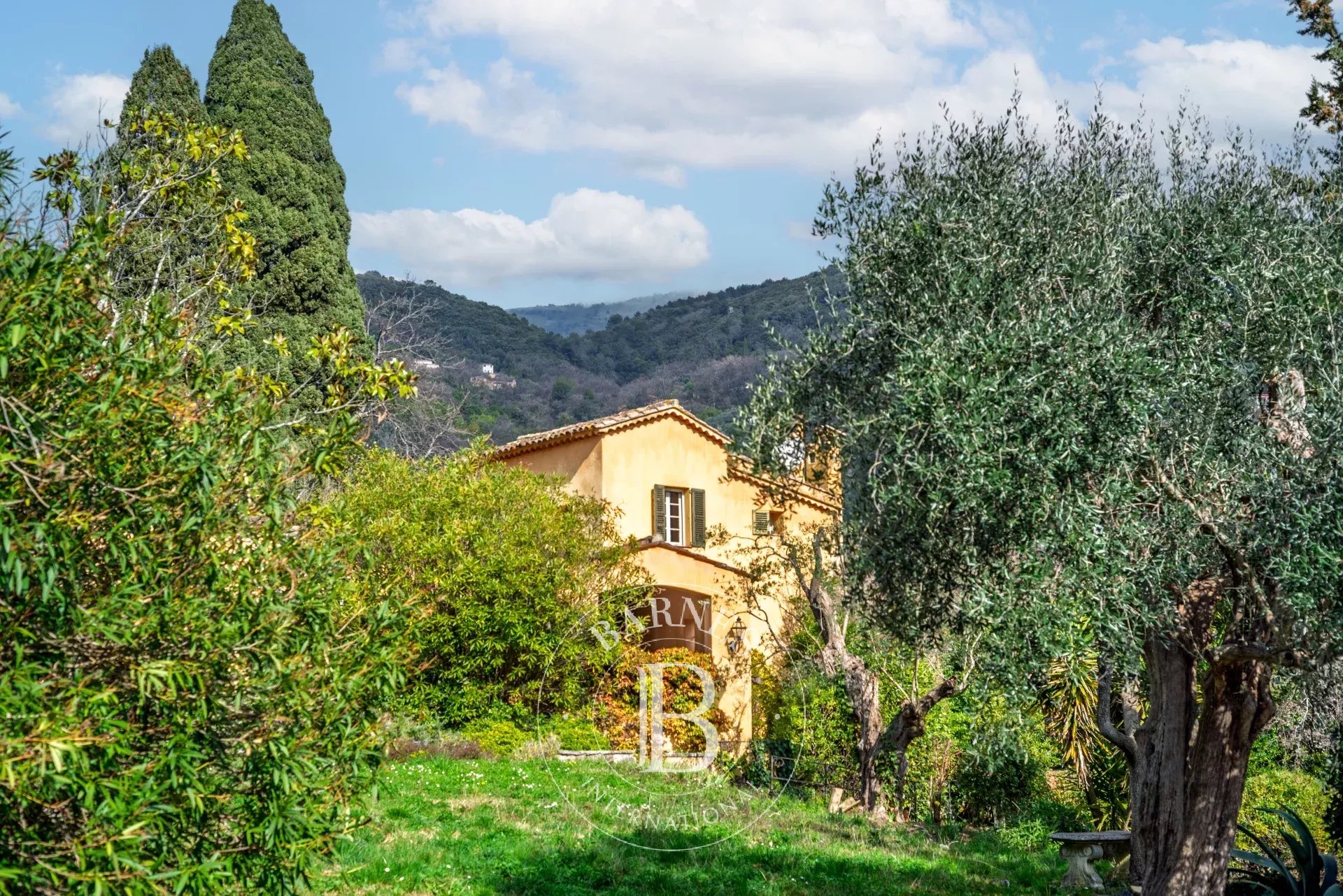 Grasse  - Bastide 5 Pi&egrave;ces 4 Chambres - picture 6