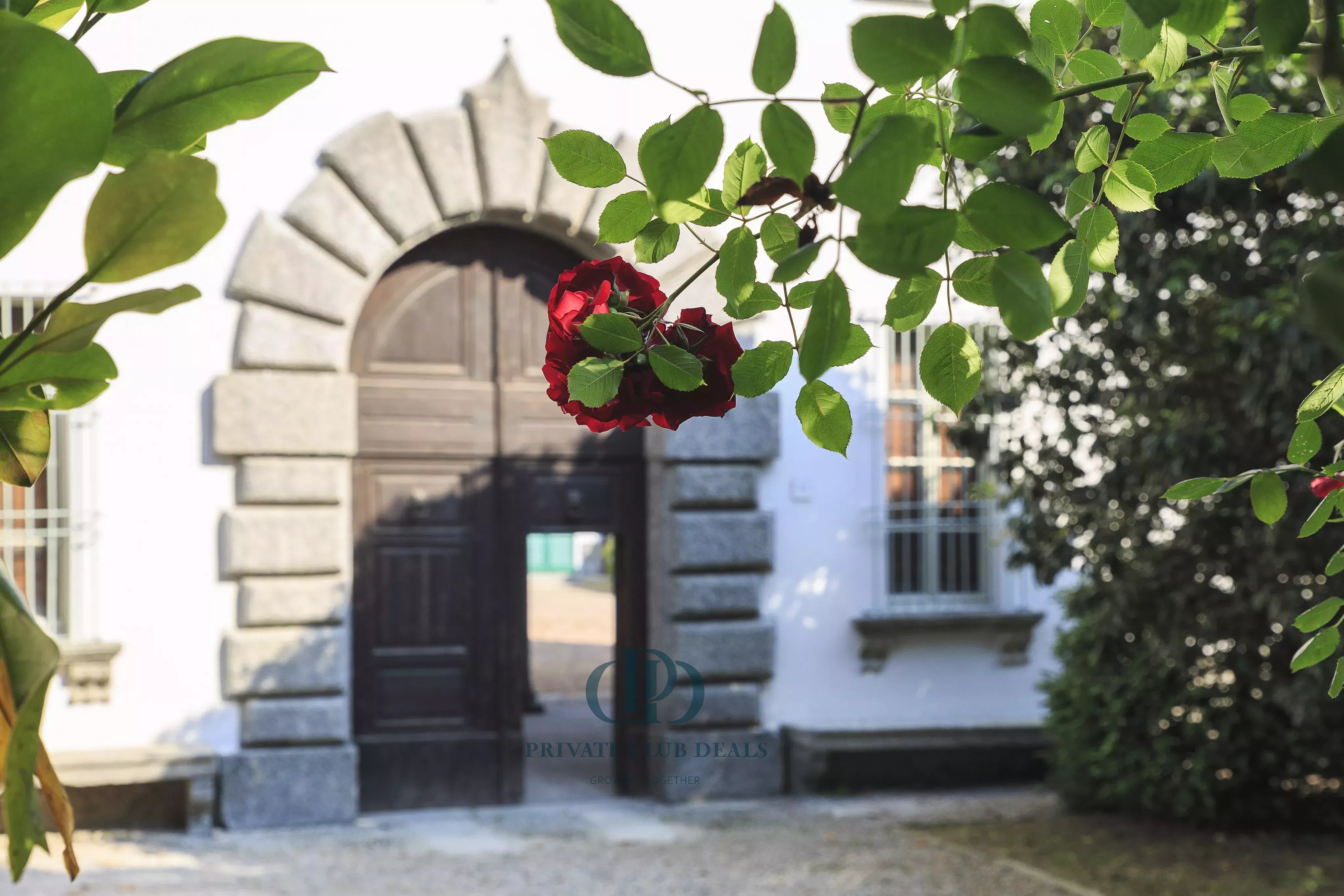 Villa Como - picture 16