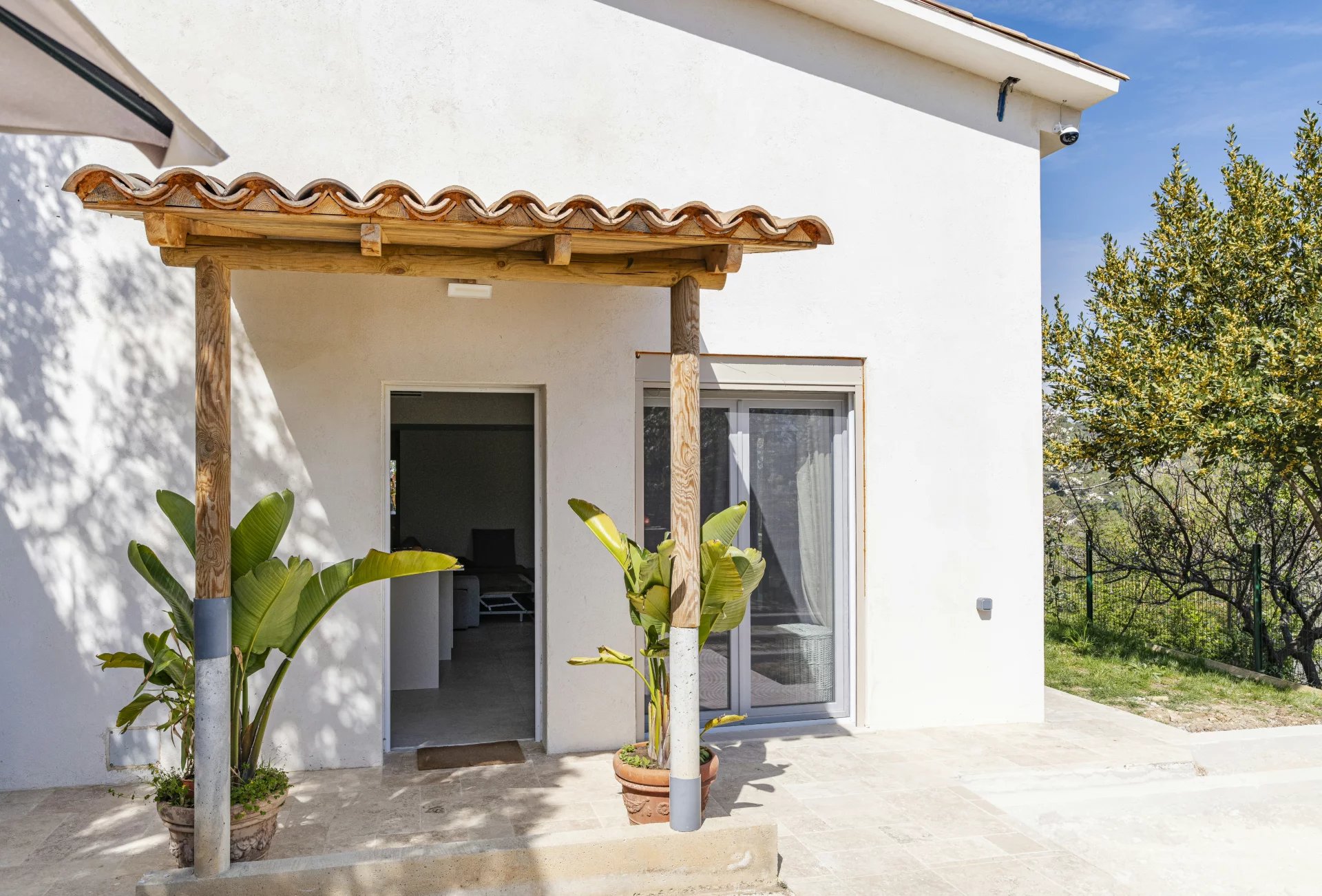 Maison moderne  à Nice - St Roman de Bellet