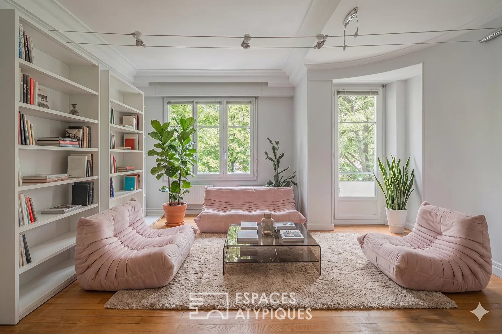 Appartement de caractère dans un immeuble de standing en centre ville