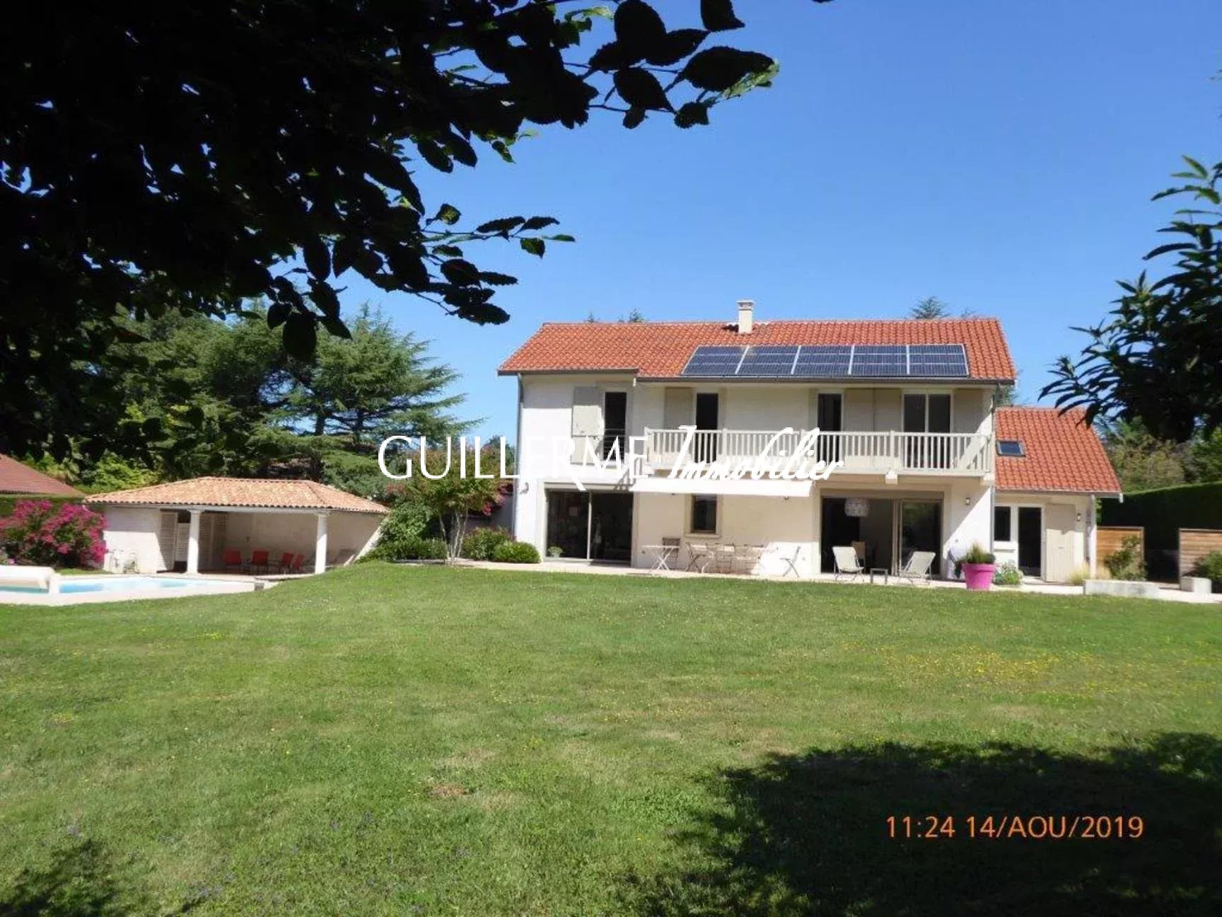Dardilly Villa 253 mÂ² 6 chambres 2700mÂ²