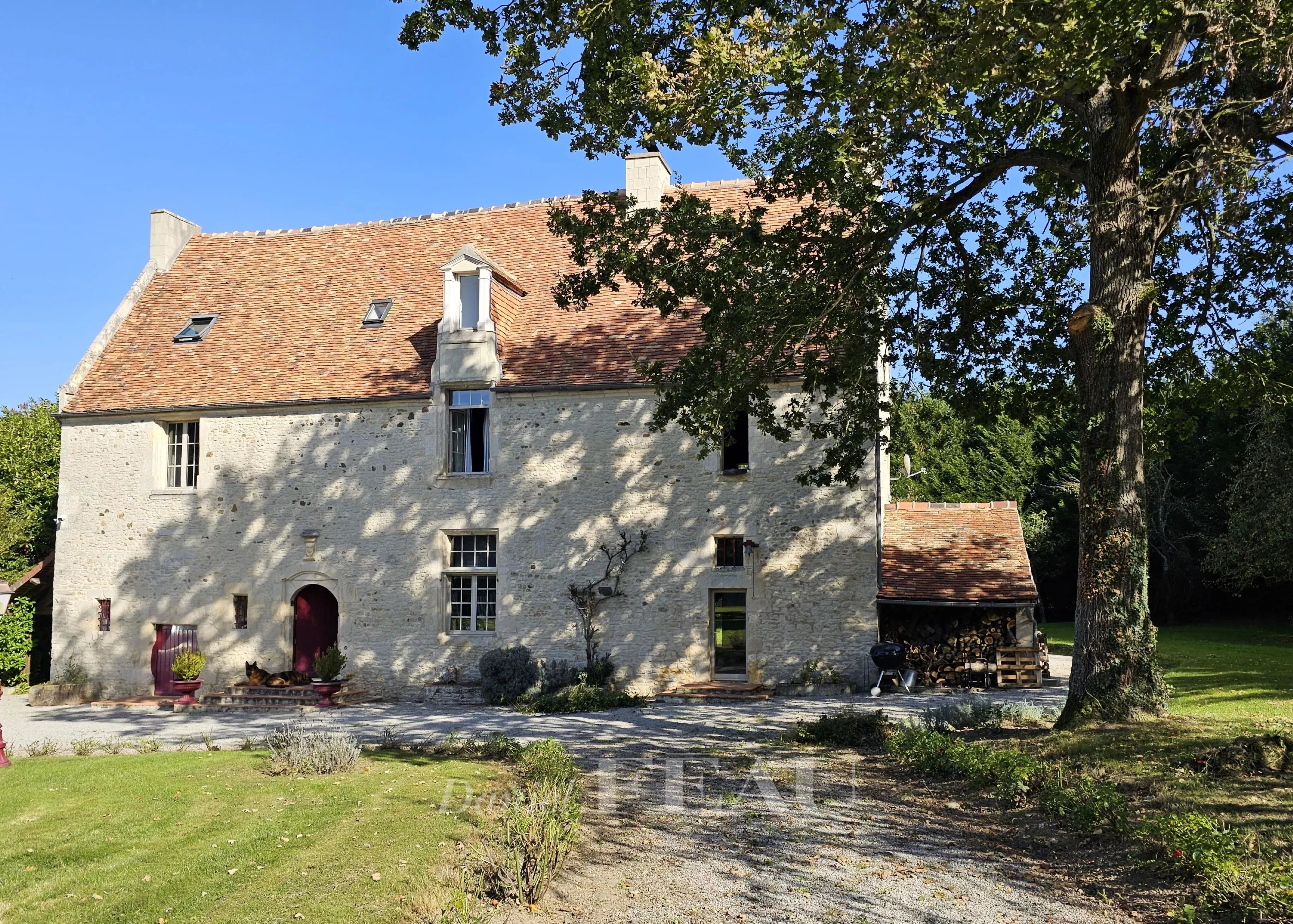 Falaise - Norman manor house and outbuildings