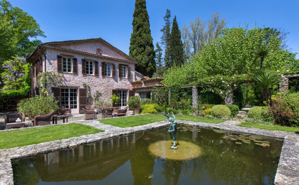 Villa for sale in Mouans-sartoux — Luxury 16th Century Mill for Sale in Mouans-Sartoux | Family Estate