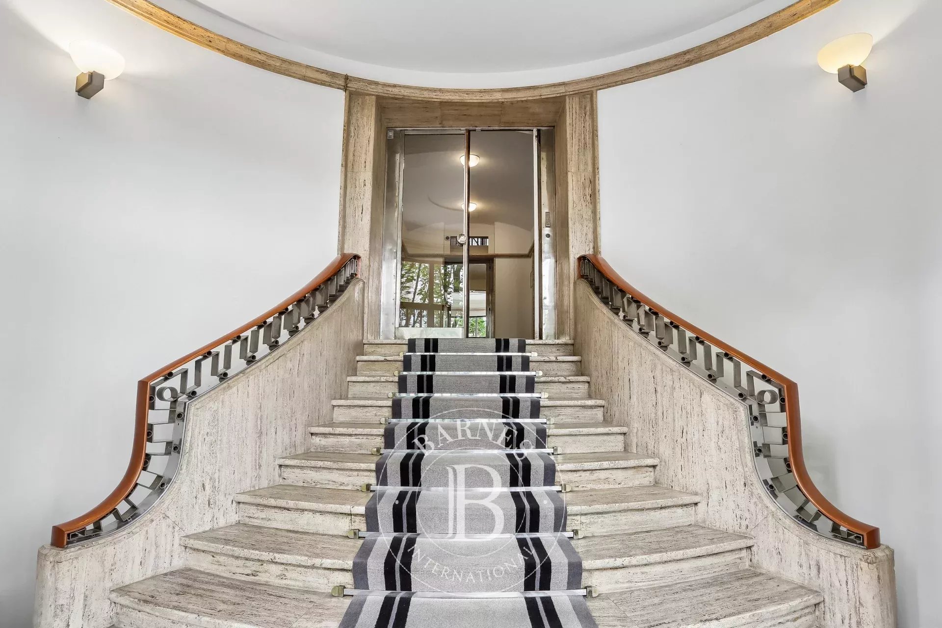 Paris  - Apartment 2 Bedrooms - picture 13