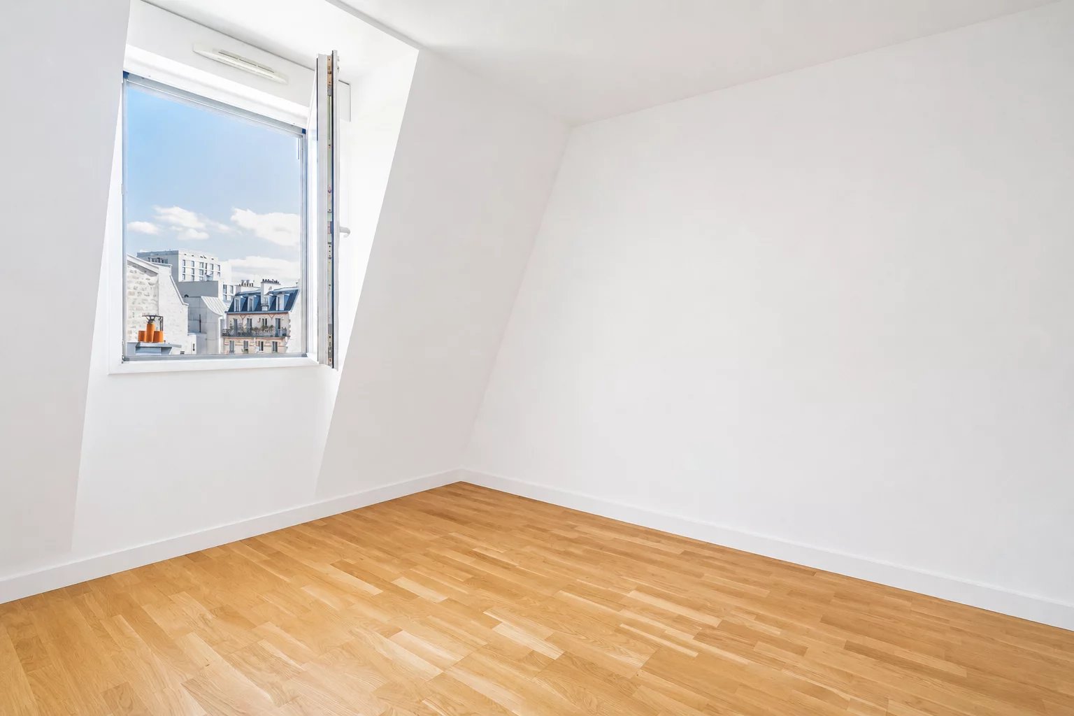 2 Bedroom Apartment/Flat's Image 8