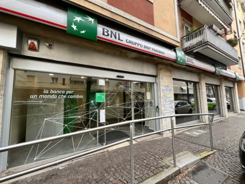 Negozio / Locale commerciale in vendita - Bolzano