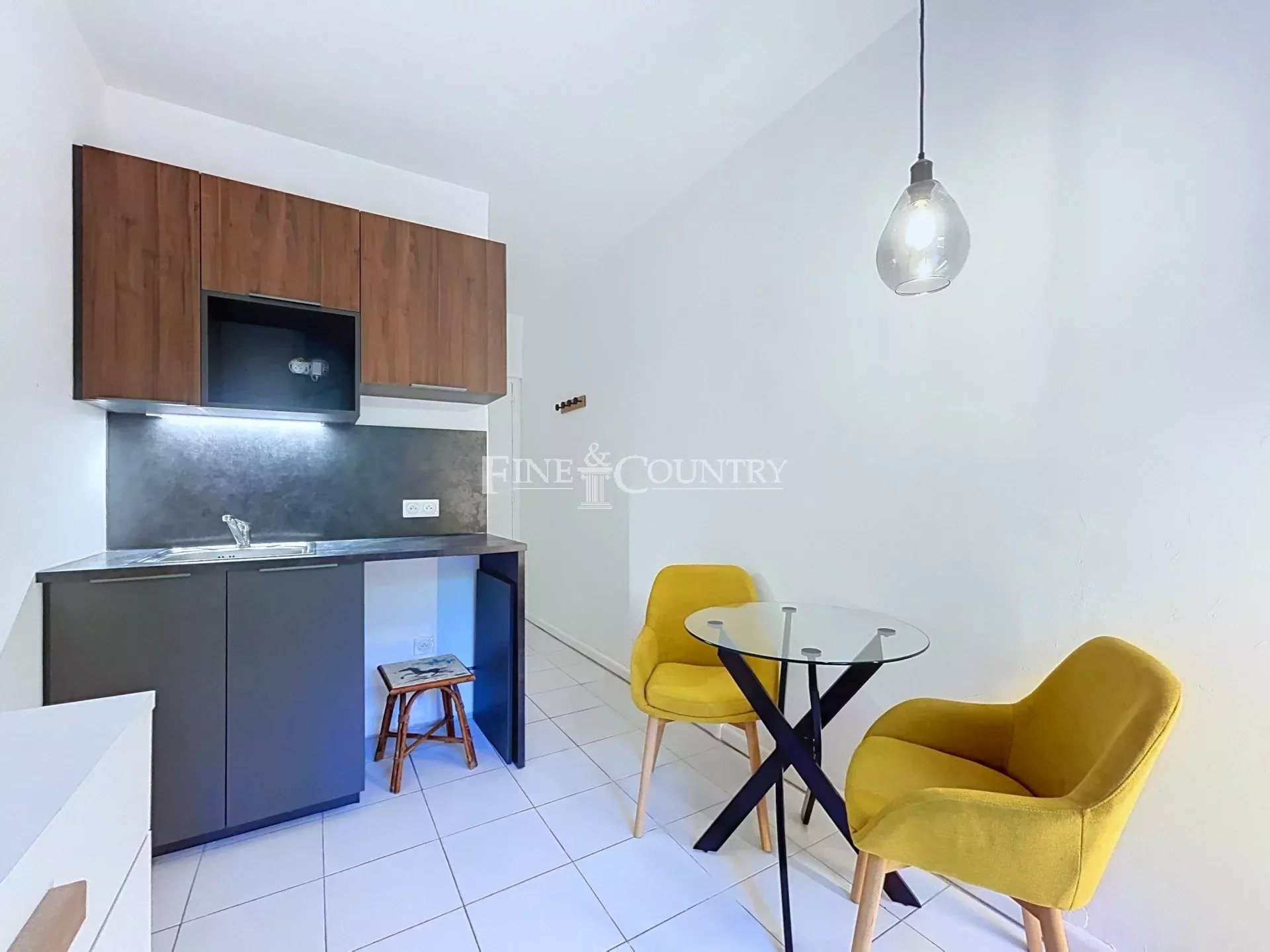 Photo of Studio for sale in Cannes center