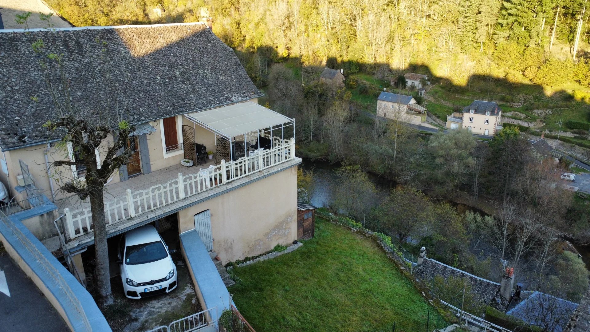 Maison avec terrain et garage