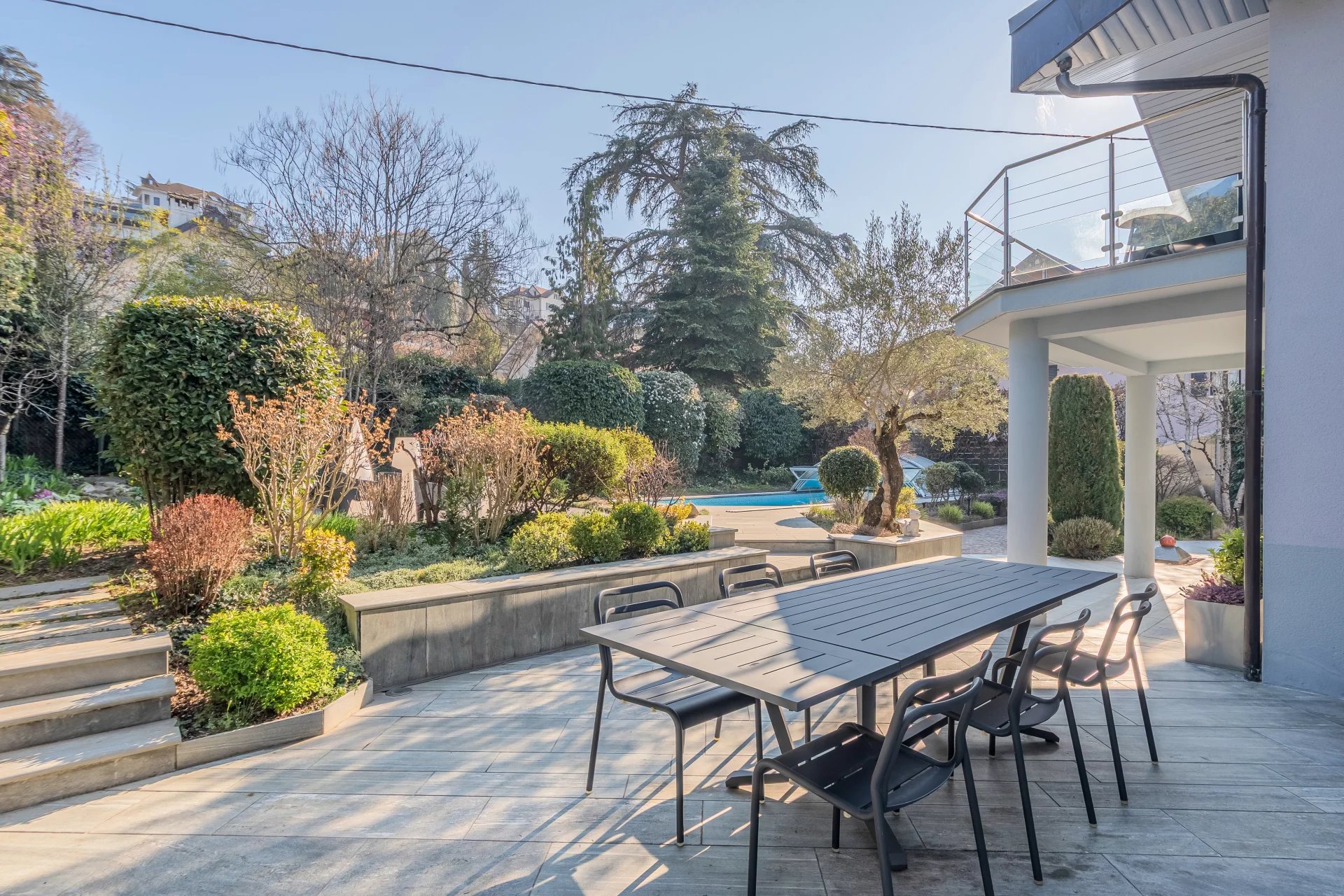 Thonon-les-Bains - Maison d'architecte - Vue lac - Terrain de 876 m² - 4 chambres - picture 3