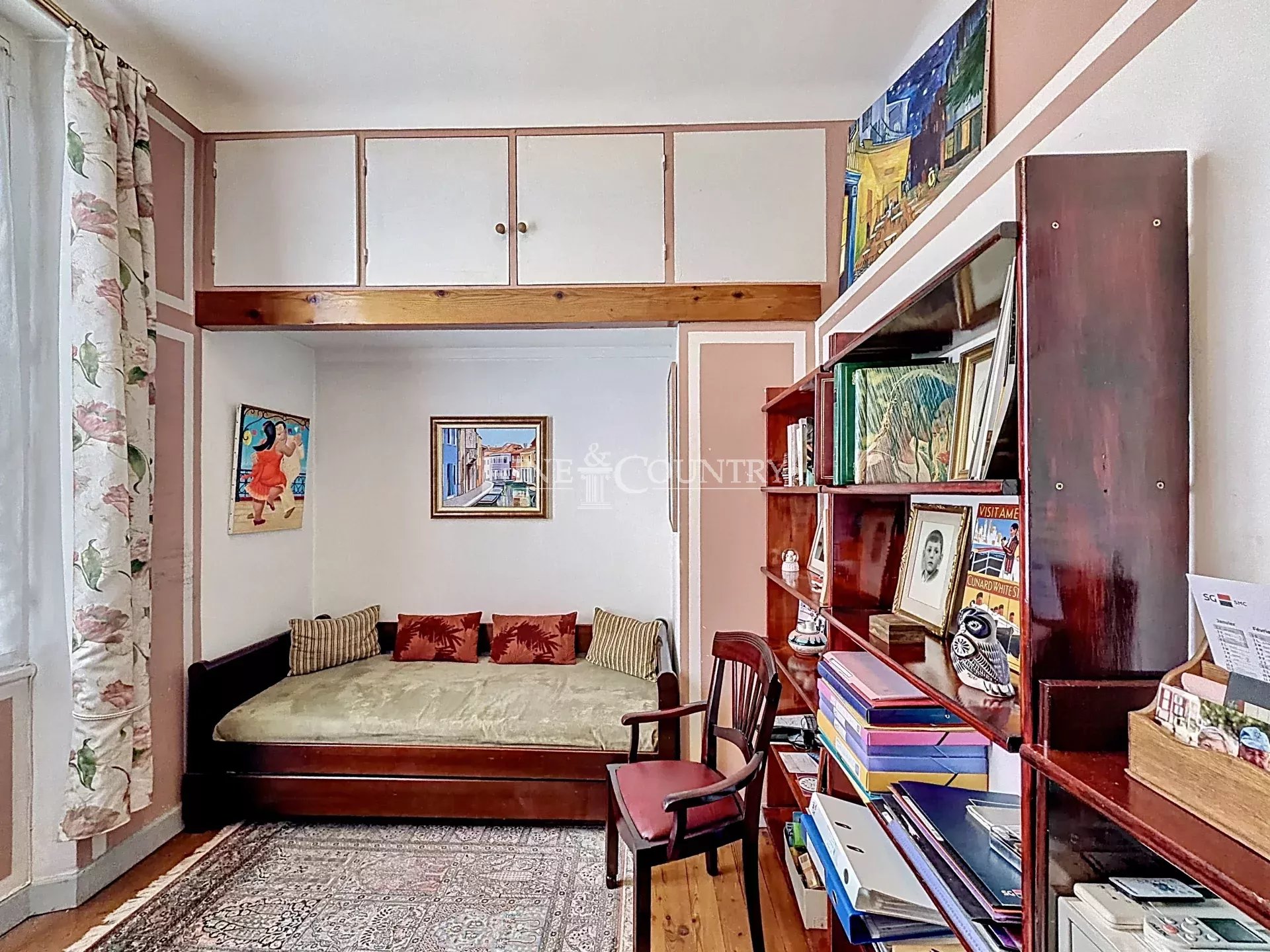 Photo of Charming House town For Sale - Cannes Petit Juas