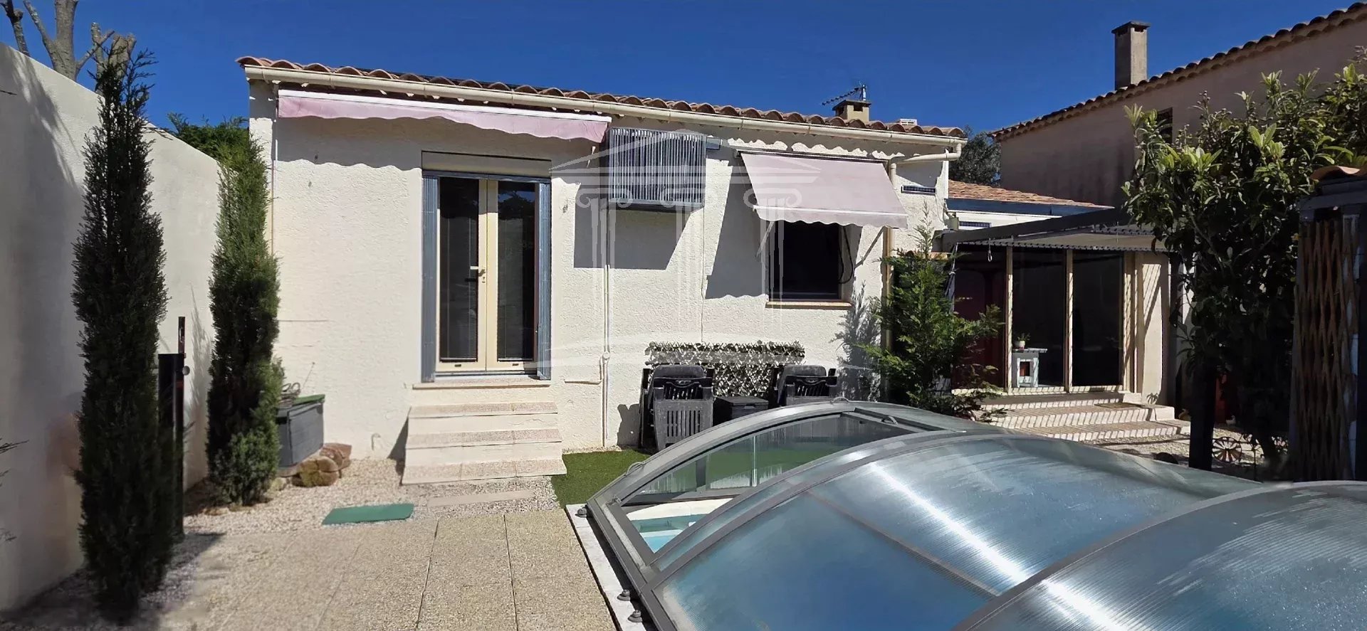 Agence immobilière de 