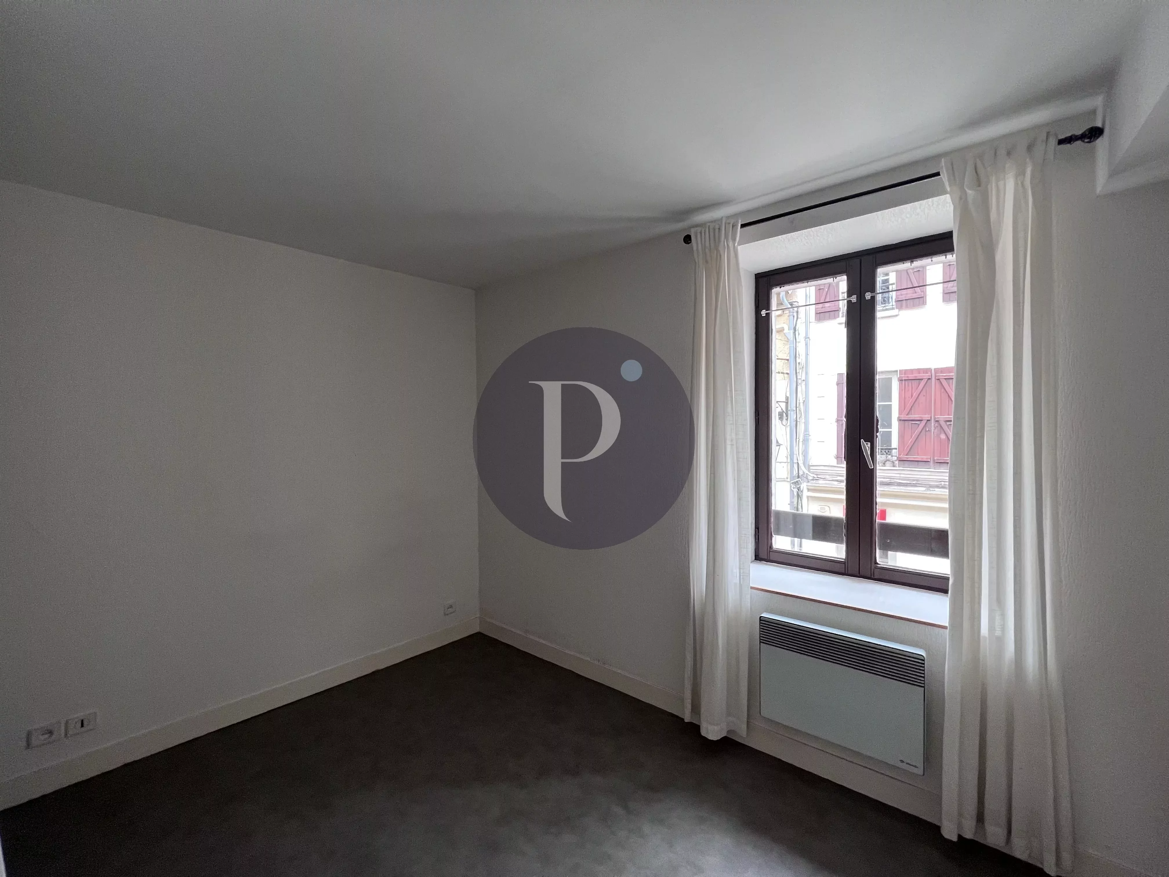location-appartement-2-pieces-verrieres-le-buisson-83877256