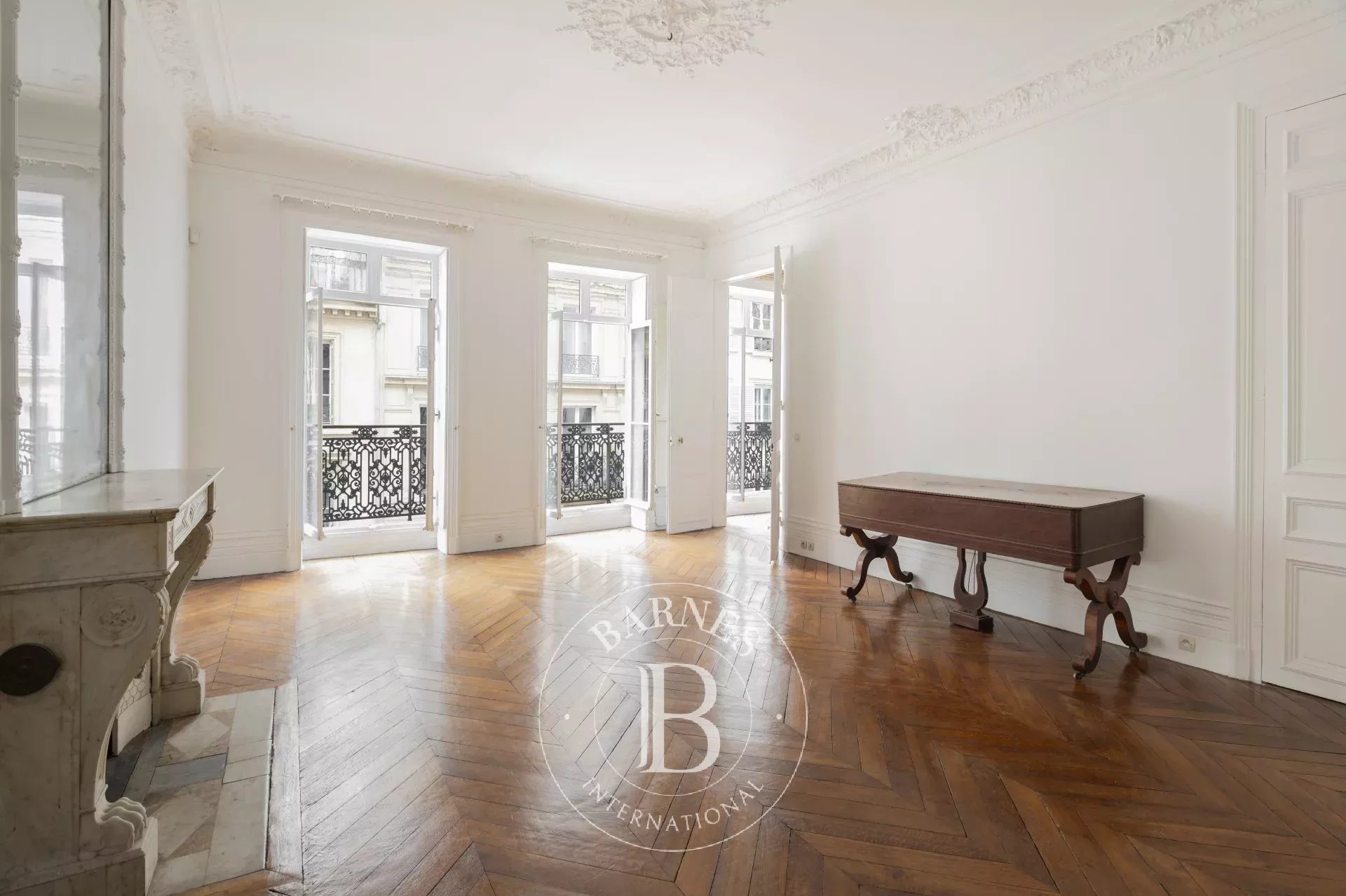 Daire Paris 9ème - picture 18