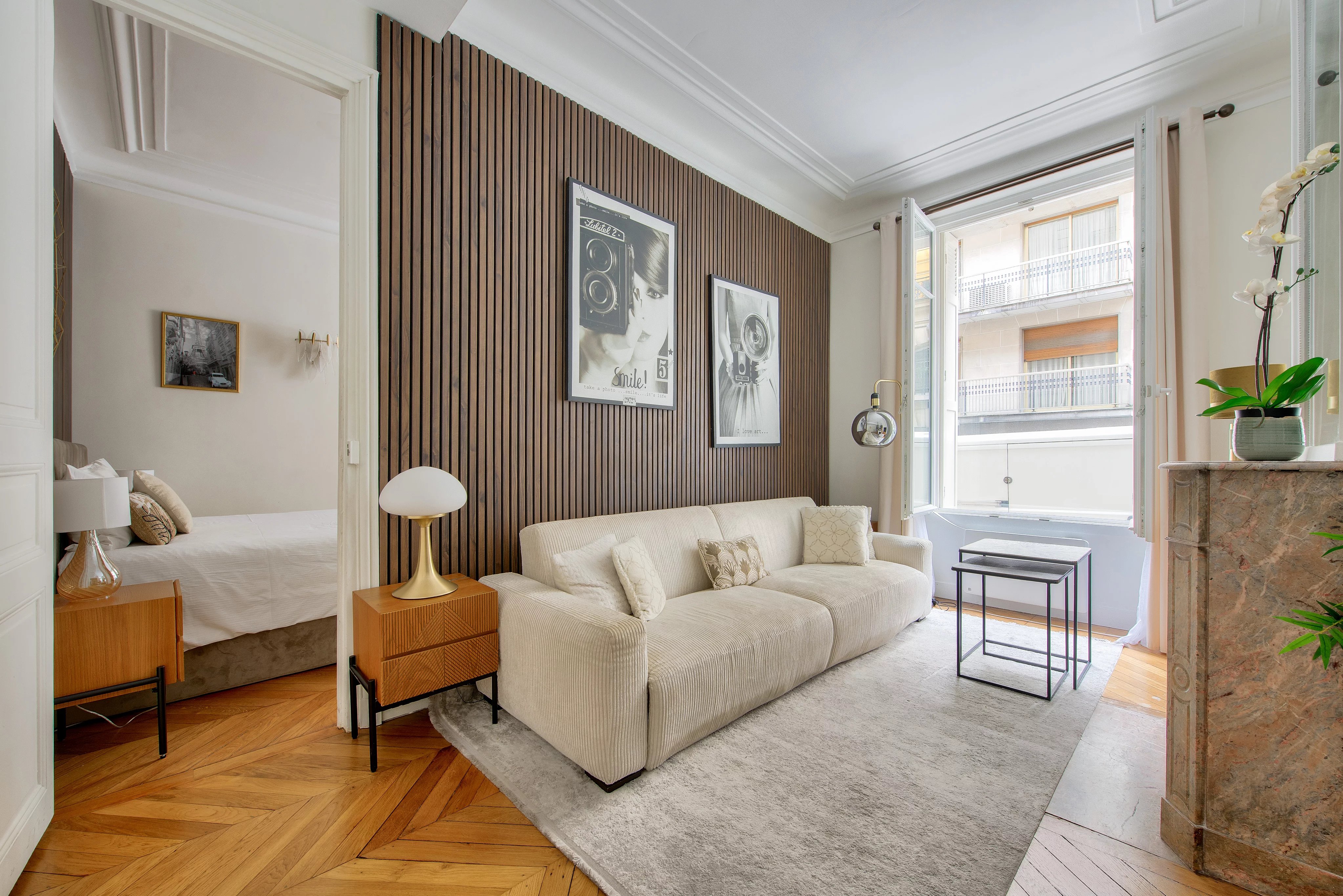 Near Palais Galliera 4 rooms professional use