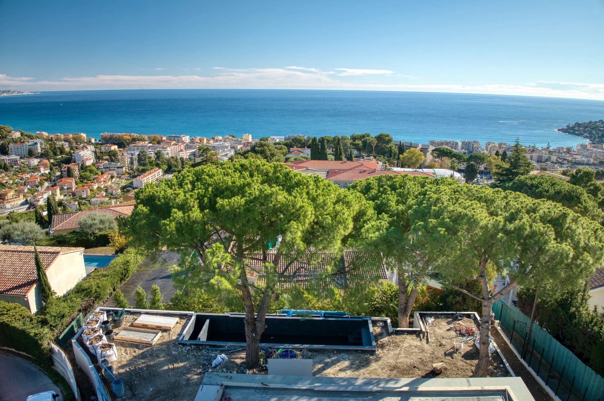 Roquebrune Cap Martin - VILLA Neuve CONTEMPORAINE VUE MER AVEC PISCINE À DÉBORDEMENT, 3 parkings garage