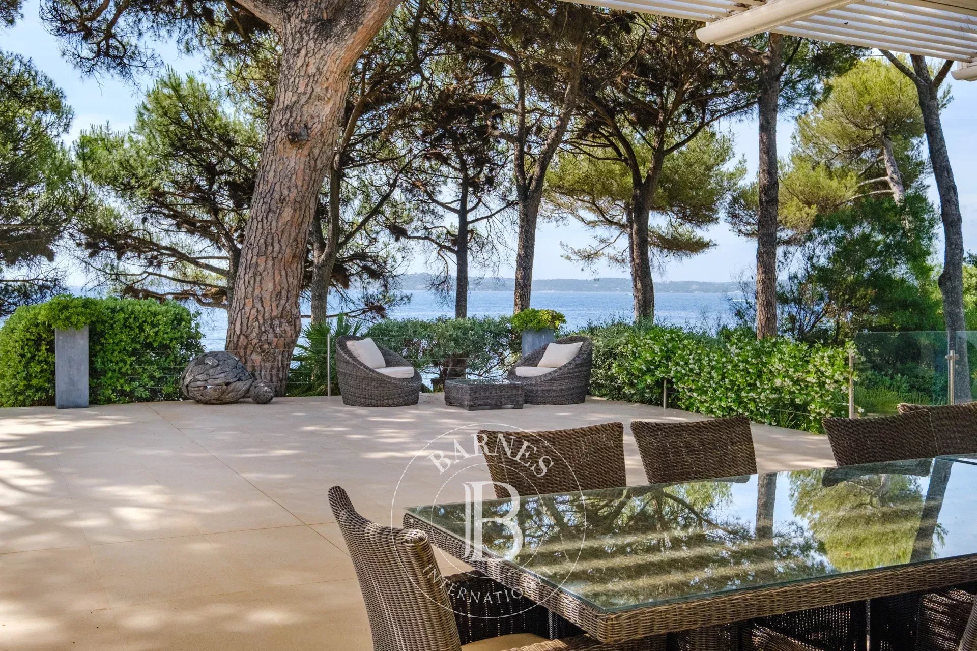 Villa Sainte-Maxime  -  ref 86018434 (picture 2)