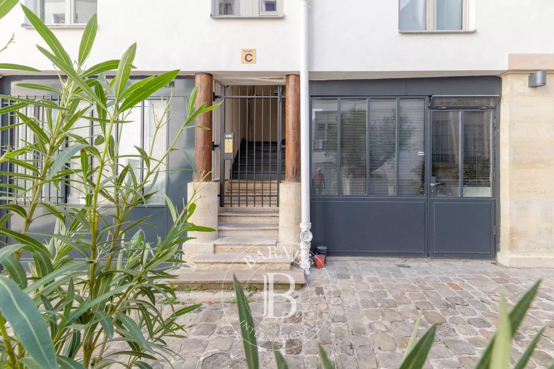 Daire Paris 4ème - picture 14