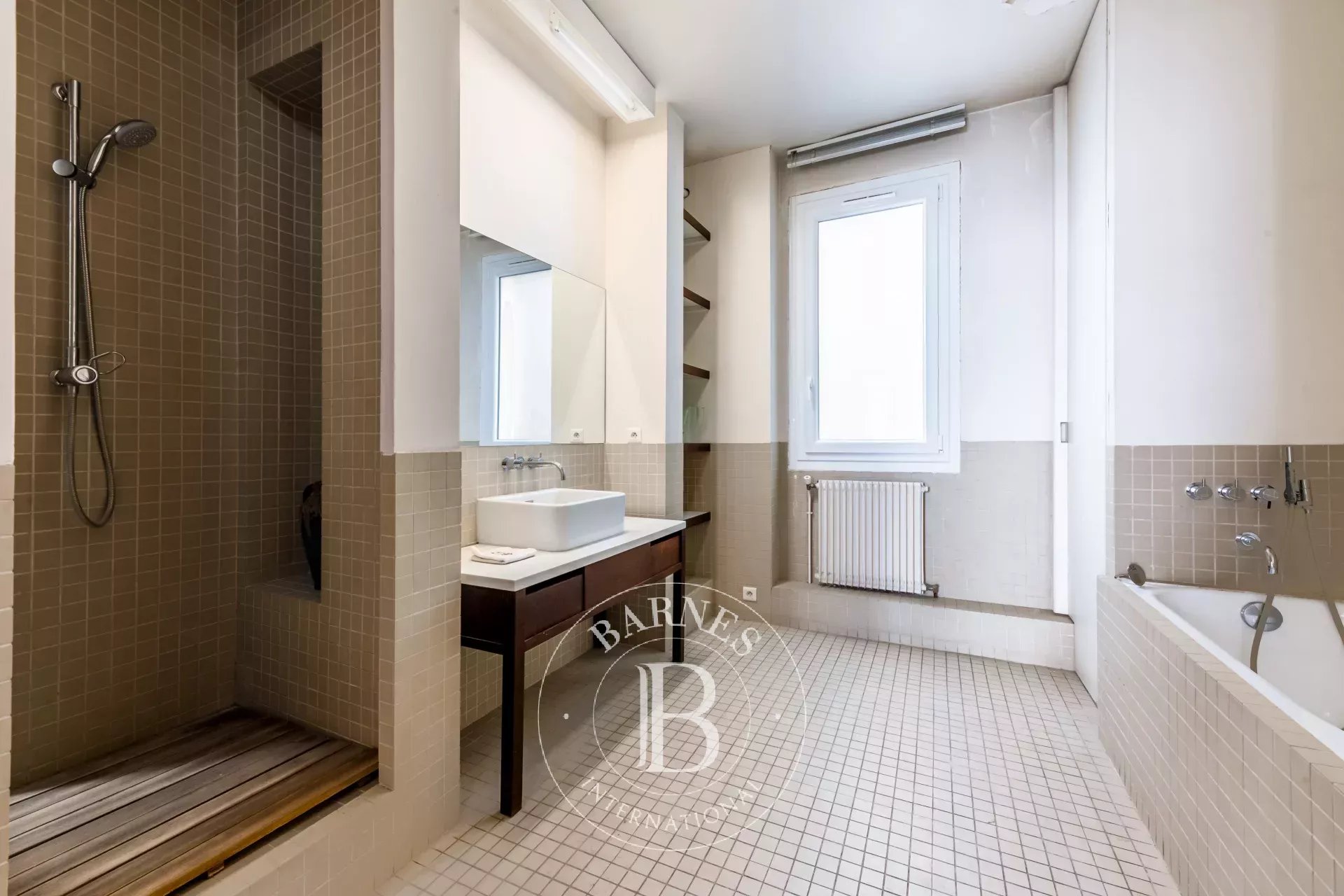 PARIS 5 - SAINT JACQUES  - TWO/THREE BEDROOMS - PERIOD CHARM - picture 5