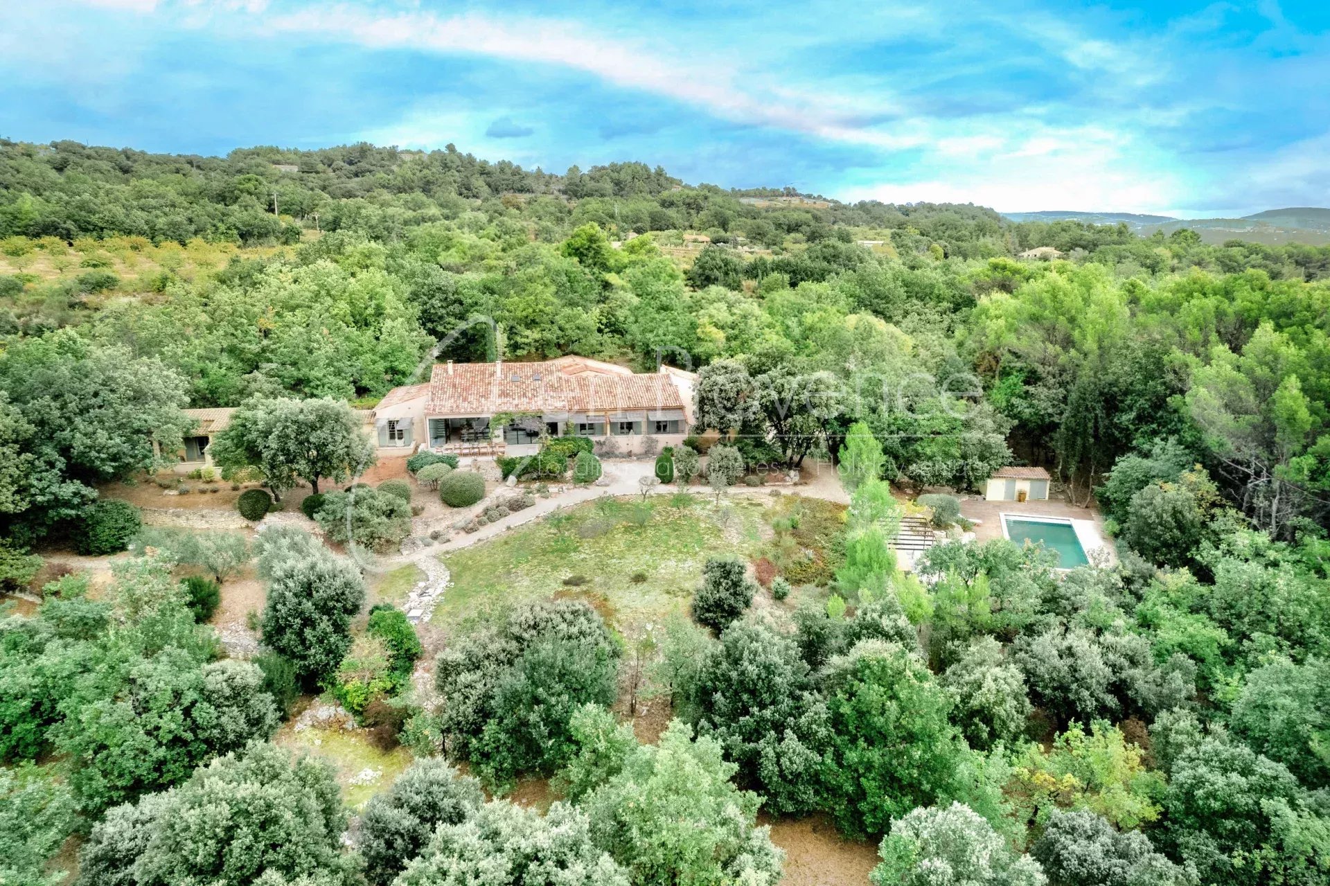 Agence immobilière de 