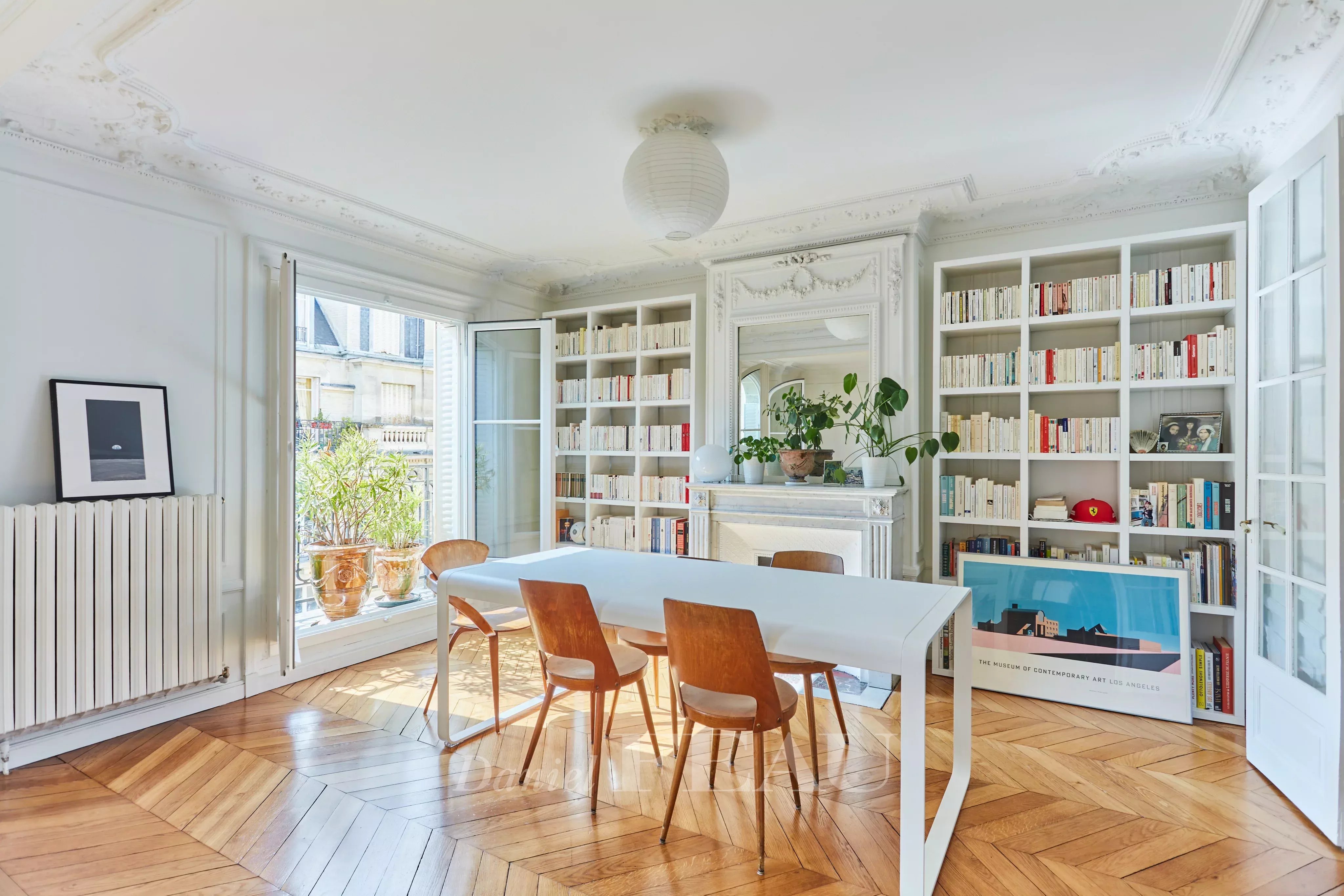 Sale Apartment Paris 15th