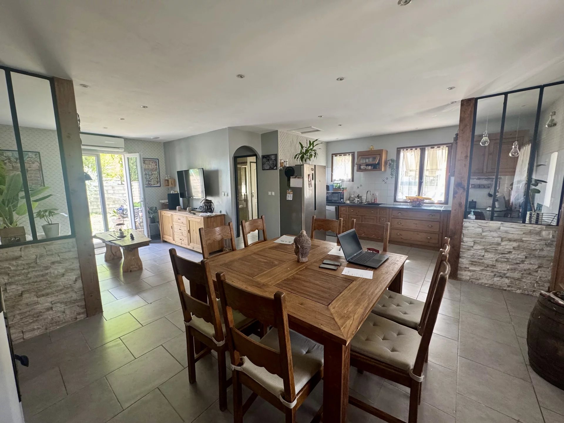 Agence immobilière de 