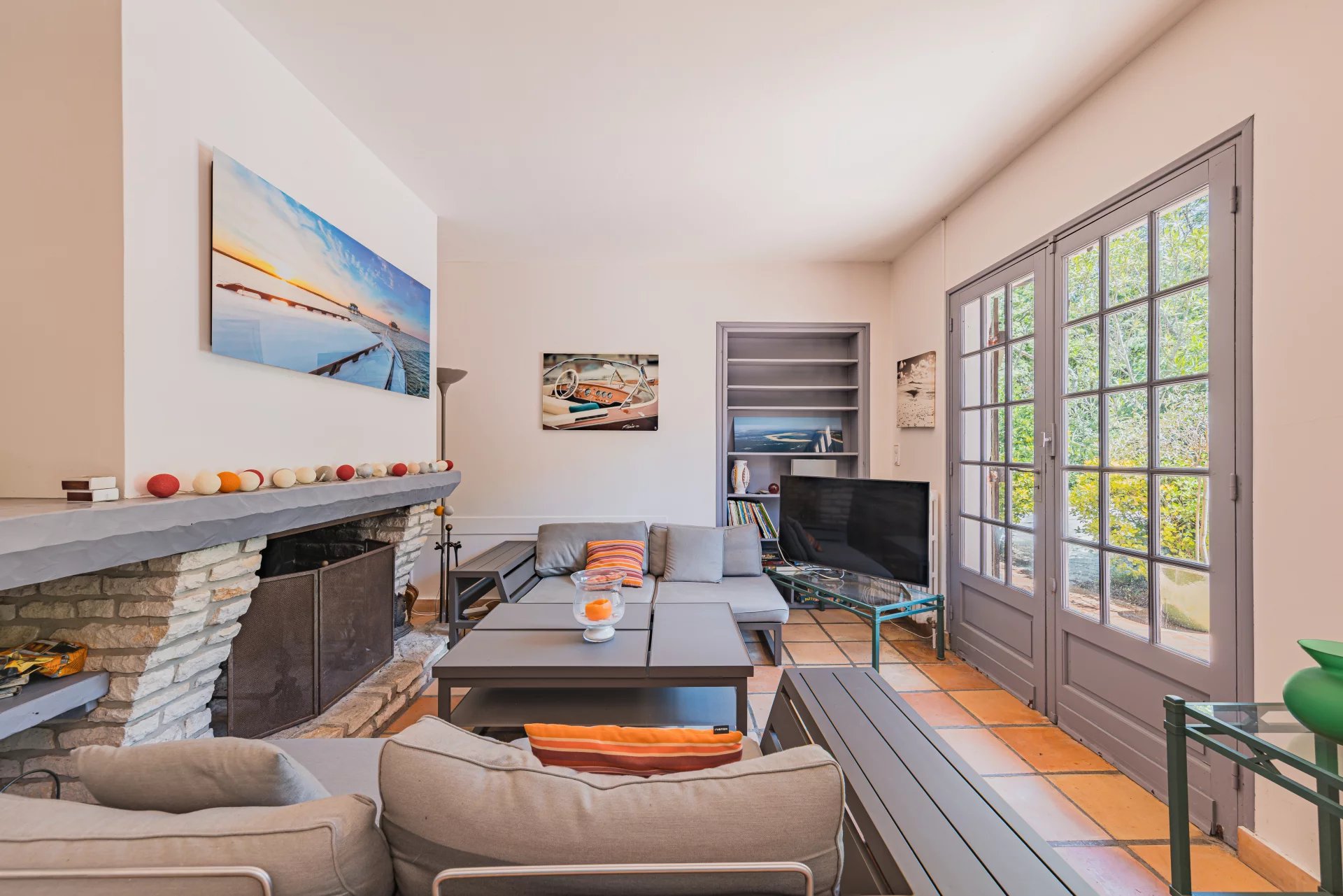PYLA-SUR-MER - WALKING DISTANCE TO THE BEACH - 6-BEDROOM HOUSE WITH SWIMMING POOL