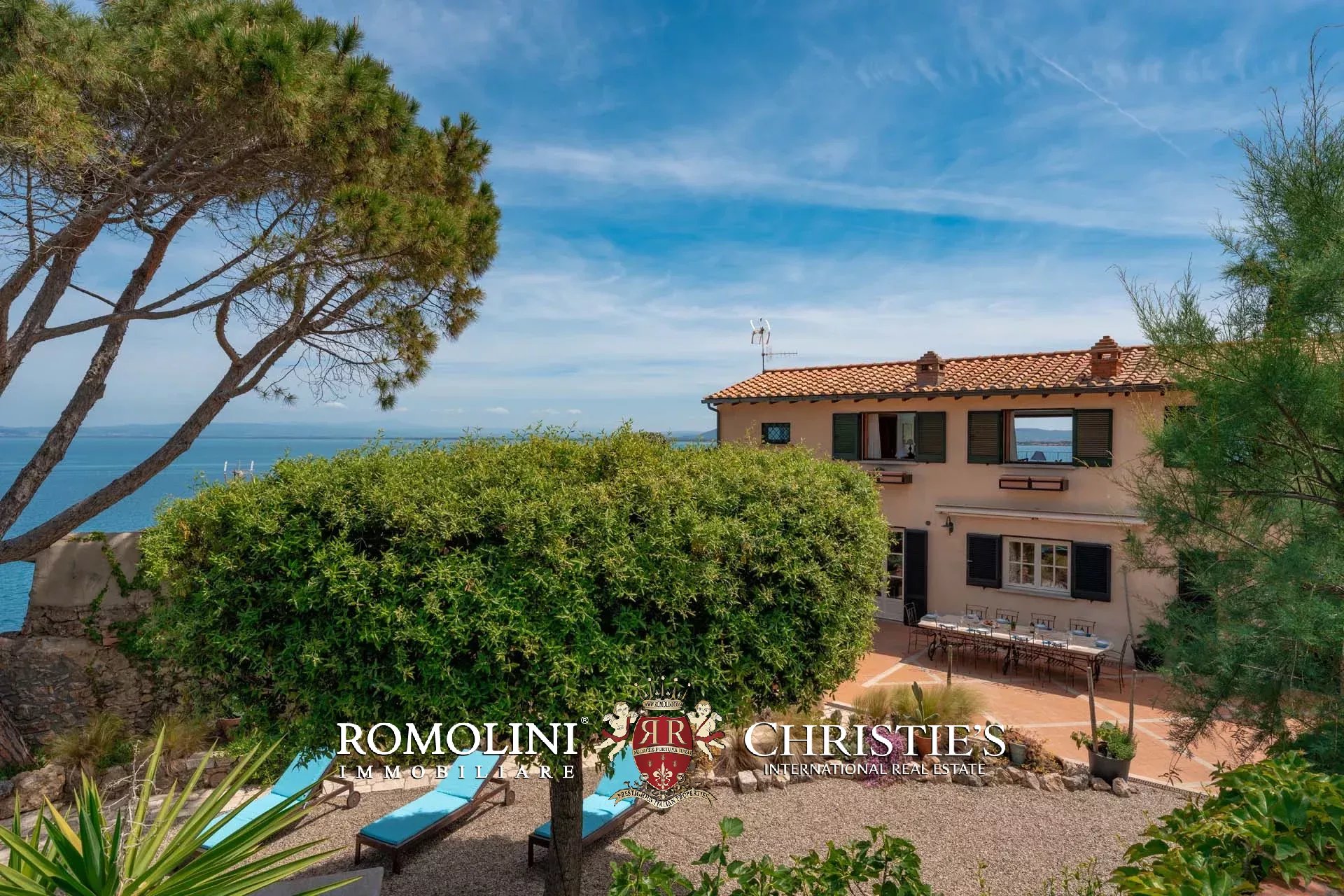 11 Bedroom Villa/Townhouse's Image 53