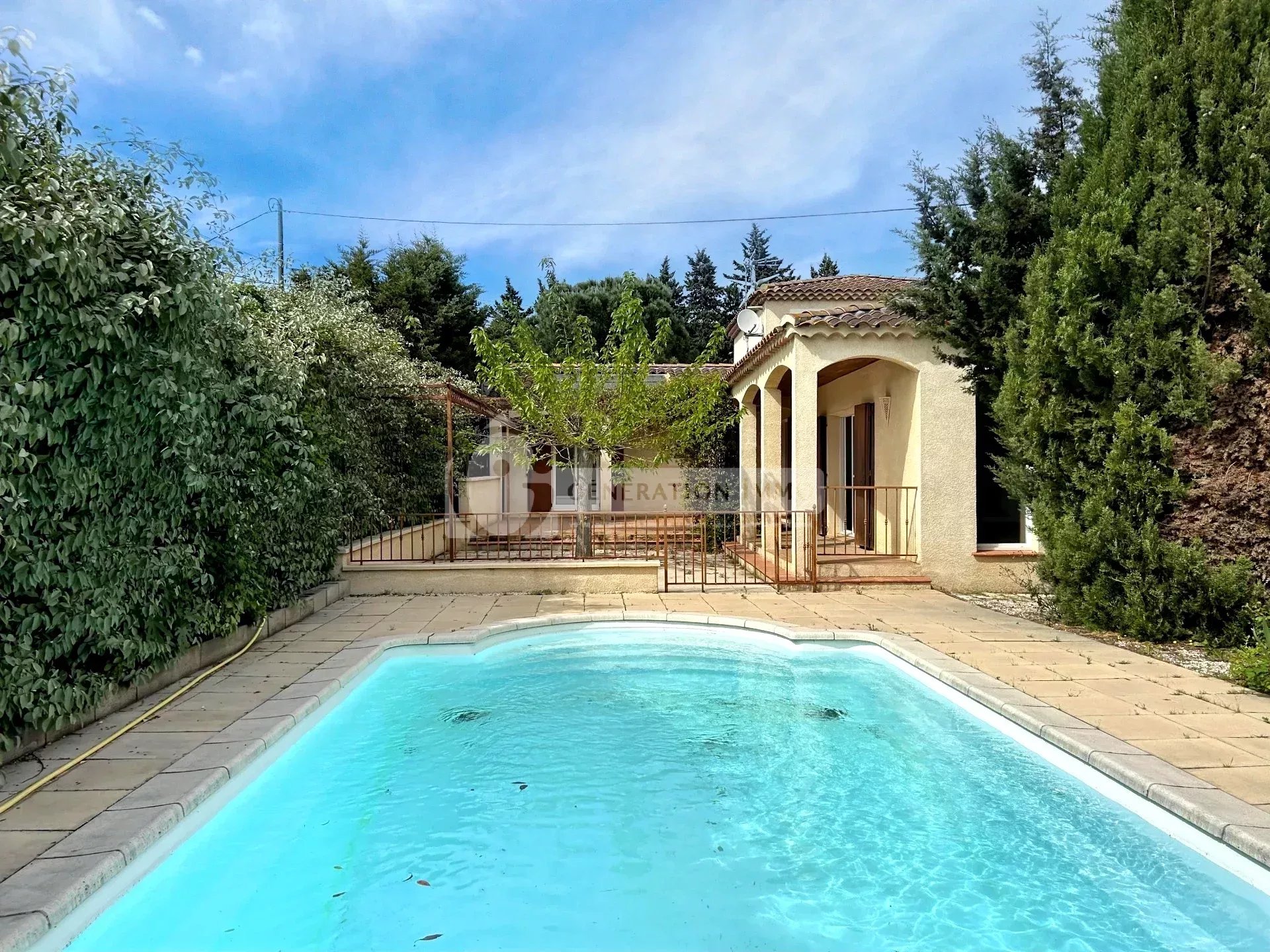 Agence immobilière de 
