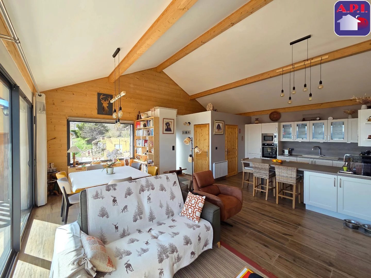 VUE EXCEPTIONNELLE ET LUMINOSITÉ RARE