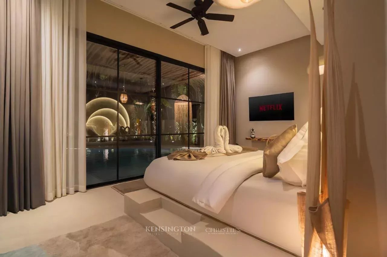 7 Bedroom Villa/Townhouse's Image 32